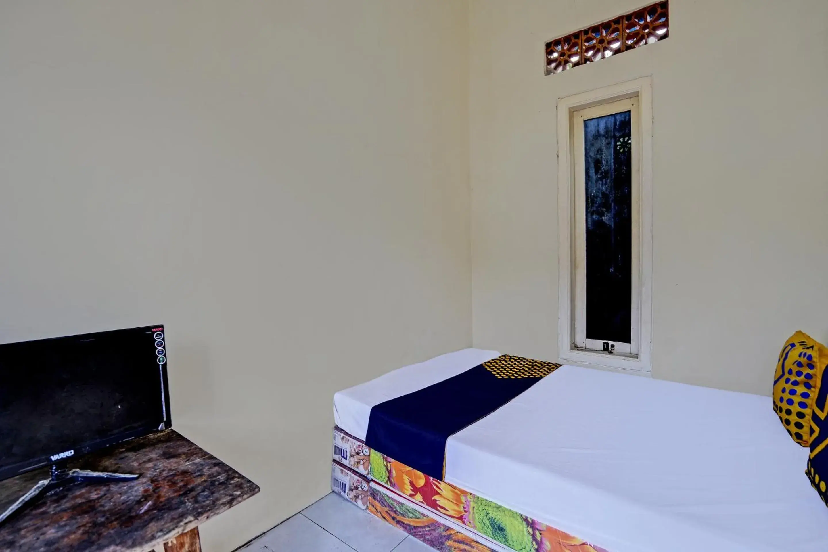 Bedroom, Bed in Hotel O Tanjung Indah Homestay Syariah Bedroom, Bed in Hotel O Tanjung Indah Homestay Syariah