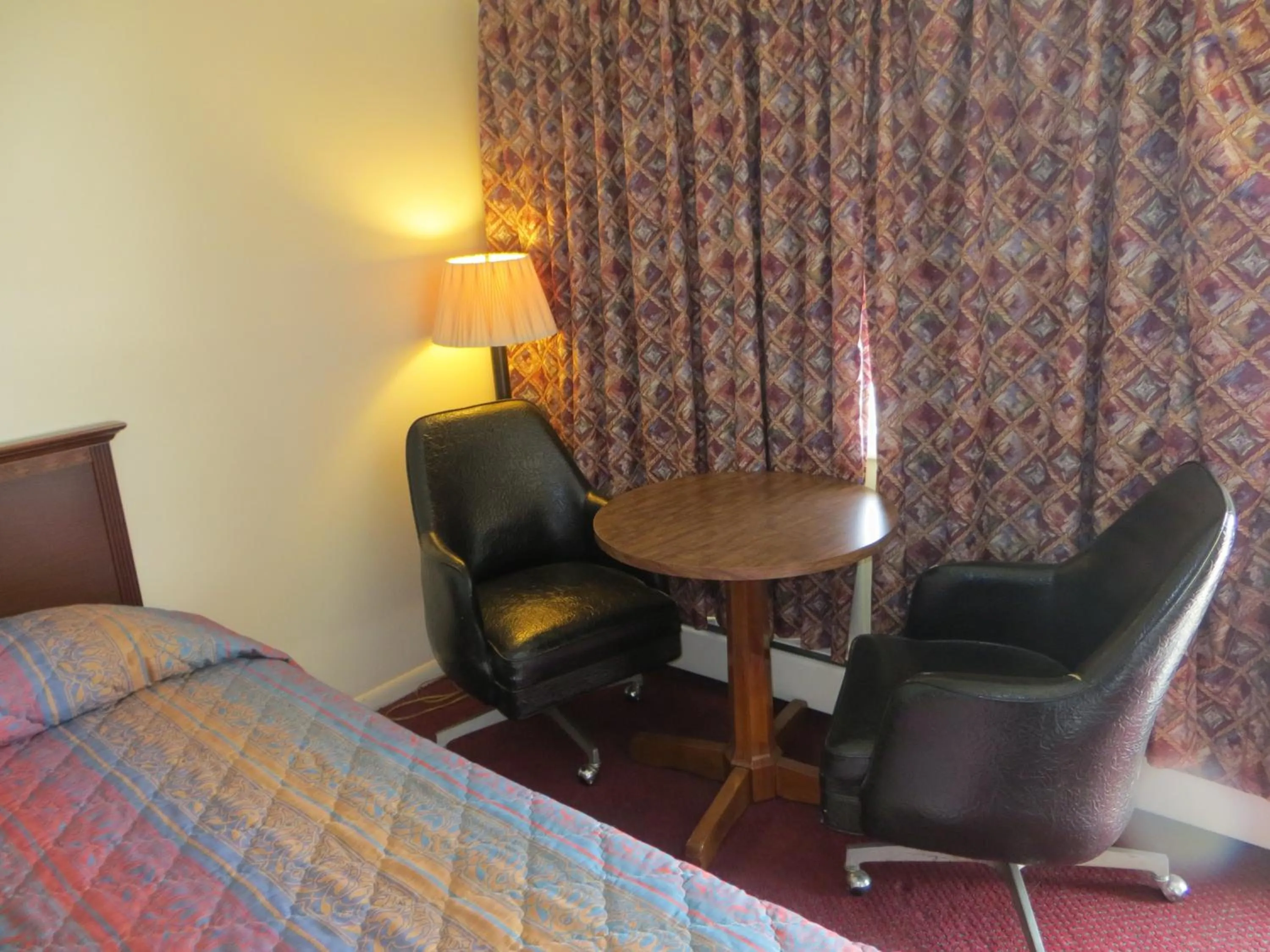 Traveler's Lodge