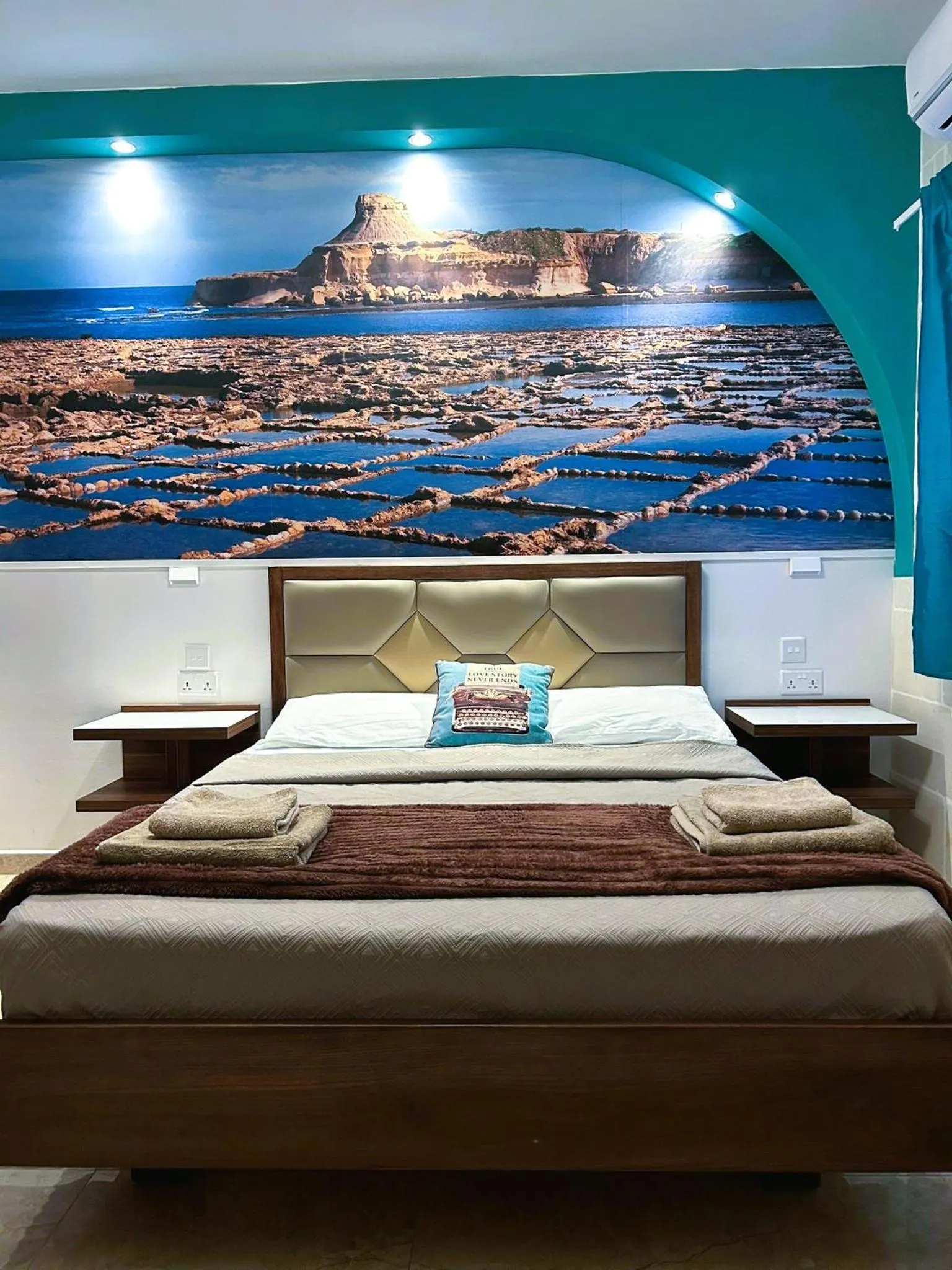 Bedroom, Bed in Twenty9th