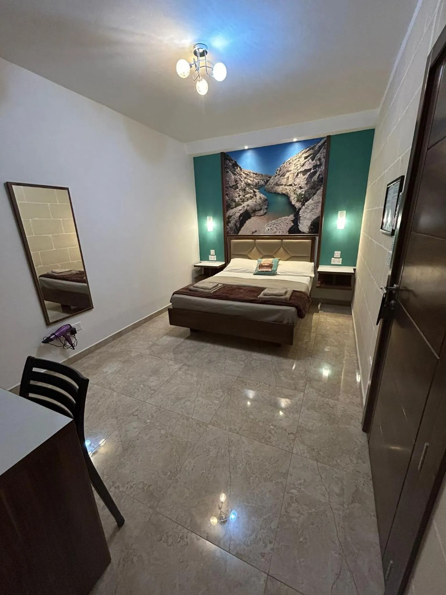 Bedroom, Bed in Twenty9th