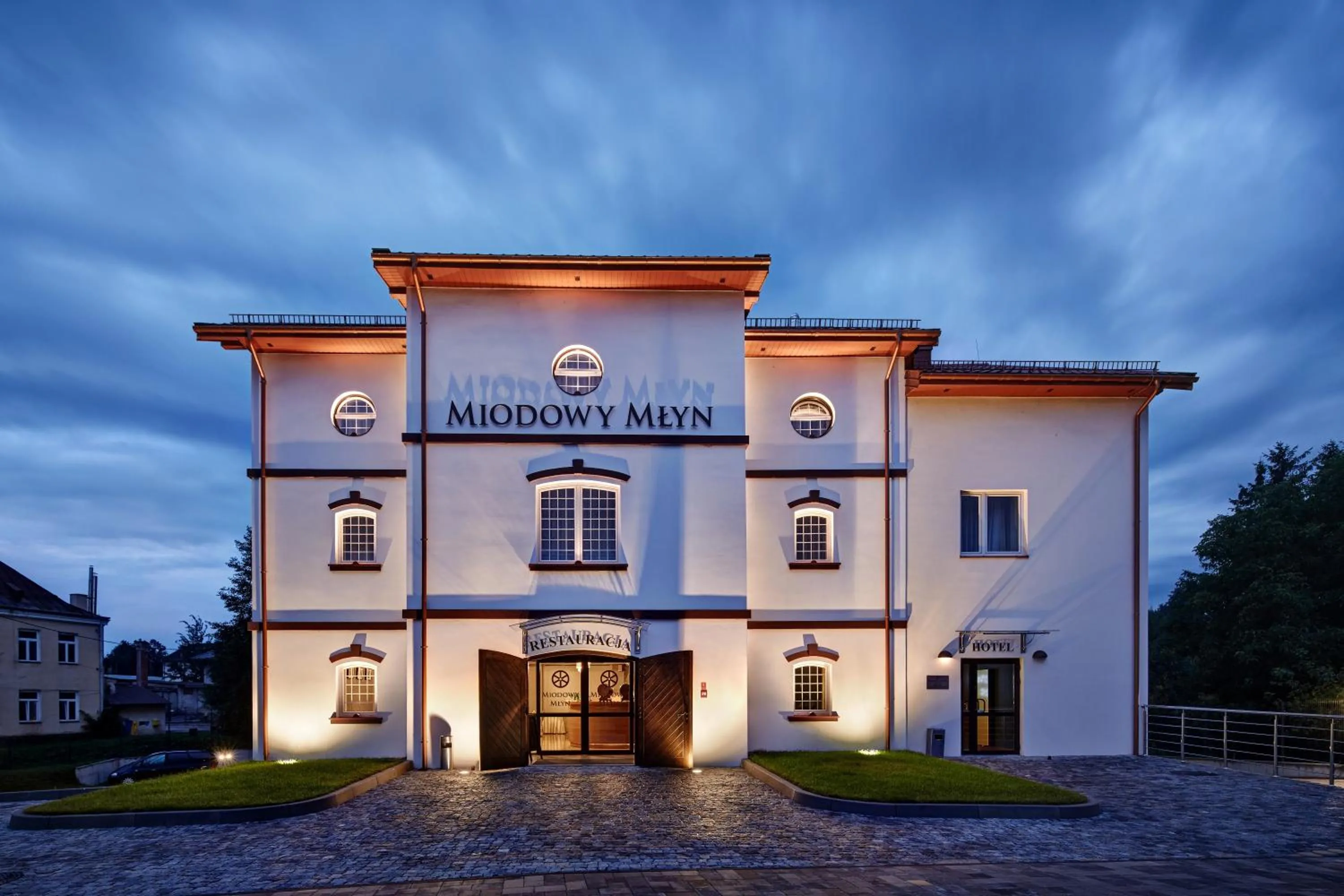 Facade/entrance in Hotel Miodowy Młyn