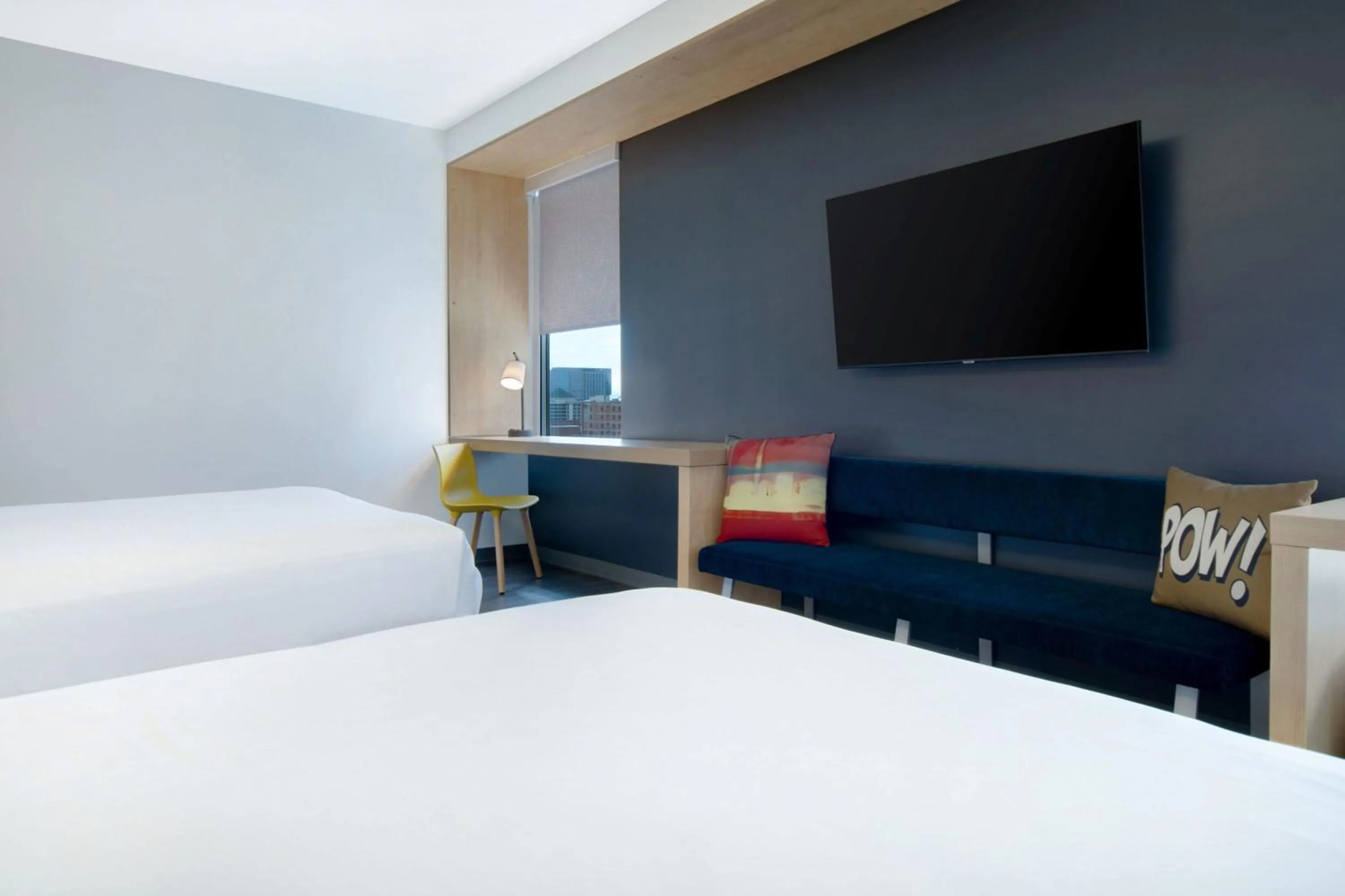 Photo of the whole room, Bed in Aloft Oklahoma City Downtown – Bricktown