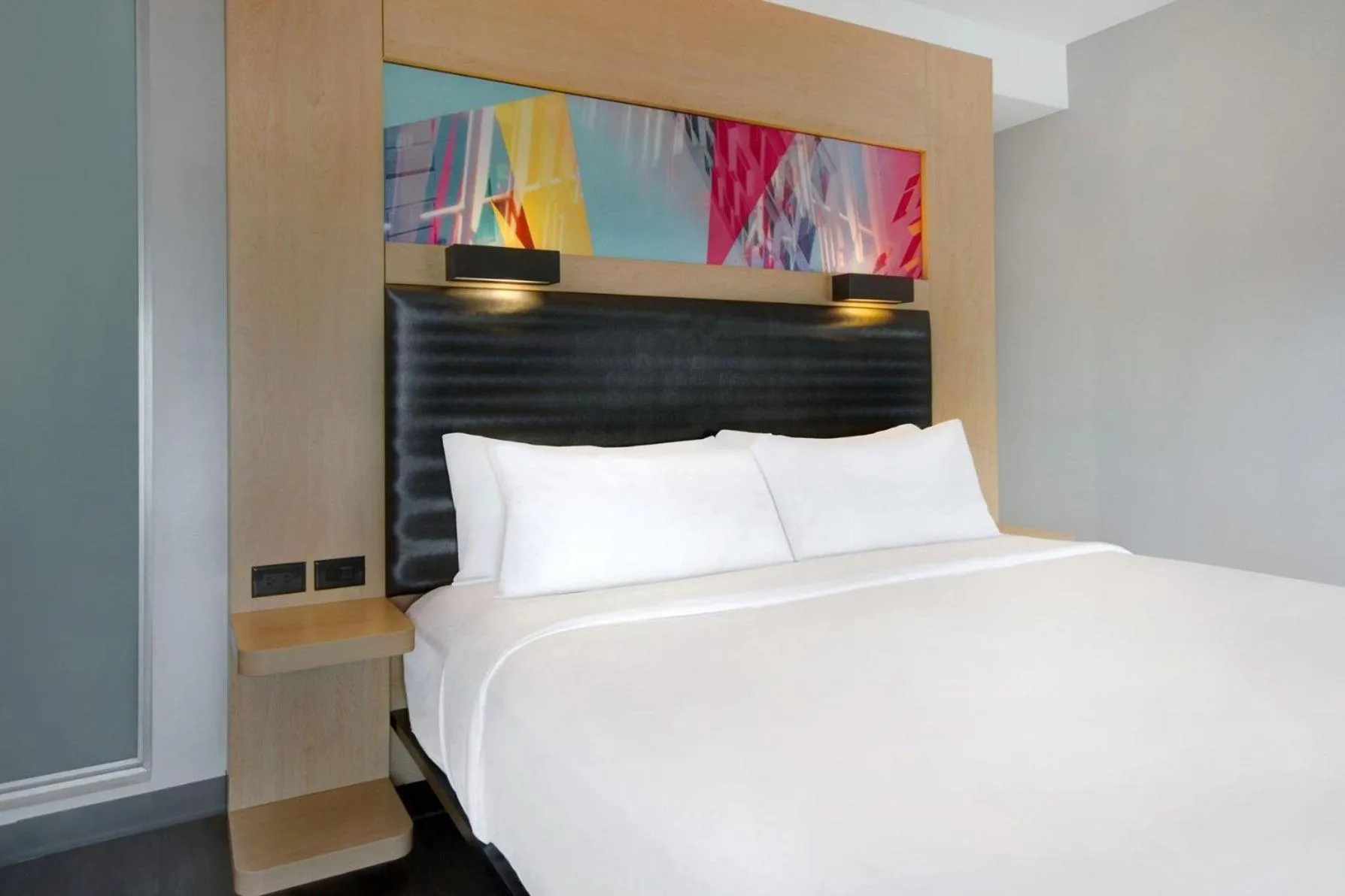 Bedroom, Bed in Aloft Oklahoma City Downtown – Bricktown