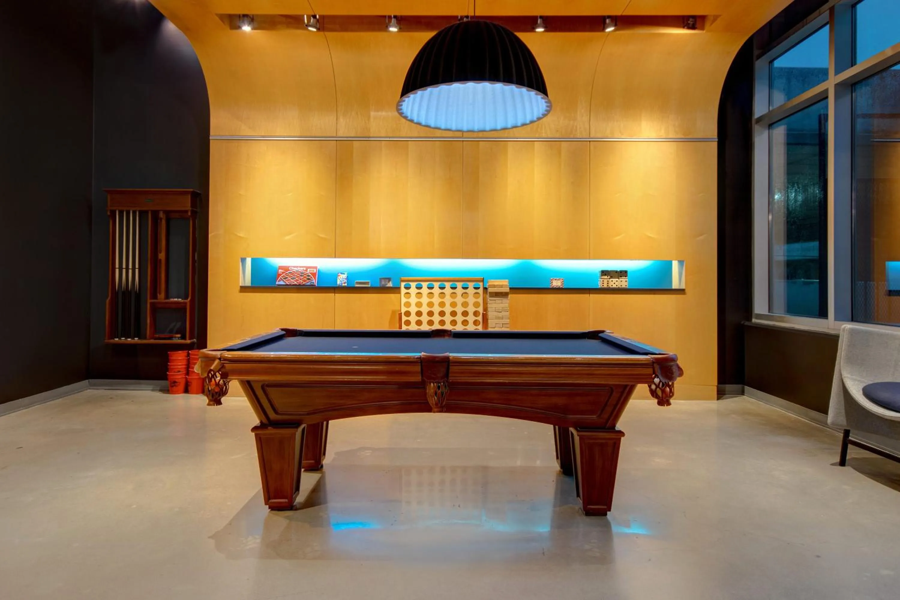 Billiard in Aloft Oklahoma City Downtown – Bricktown