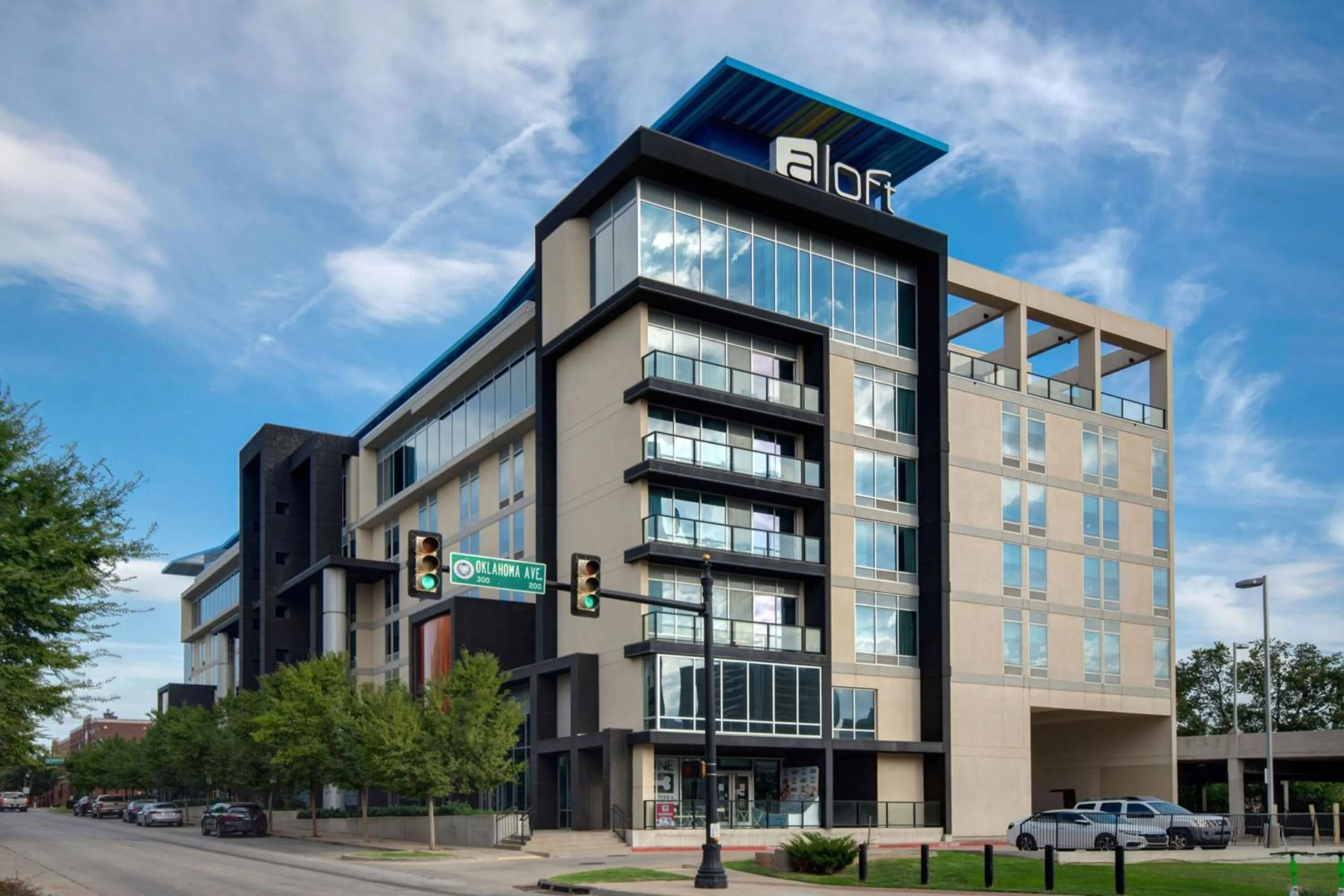 Property building in Aloft Oklahoma City Downtown – Bricktown
