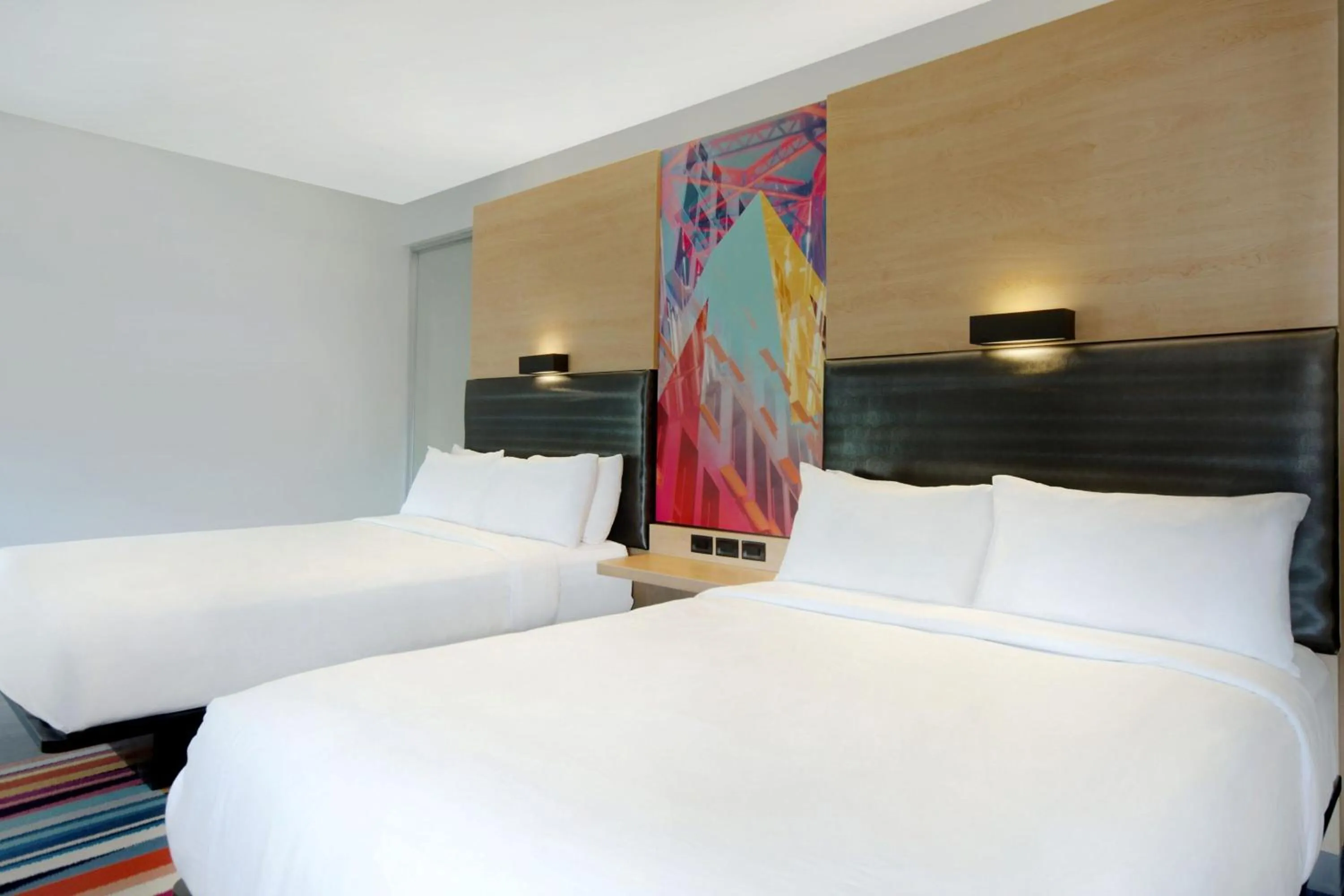 Photo of the whole room, Bed in Aloft Oklahoma City Downtown – Bricktown