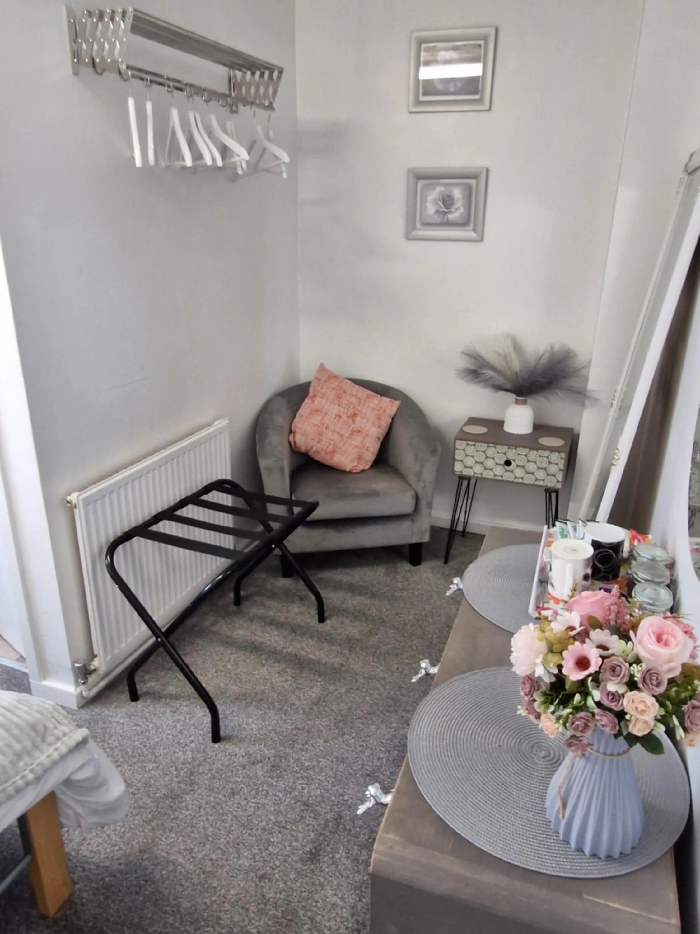 Seating area in Rocklea Hotel
