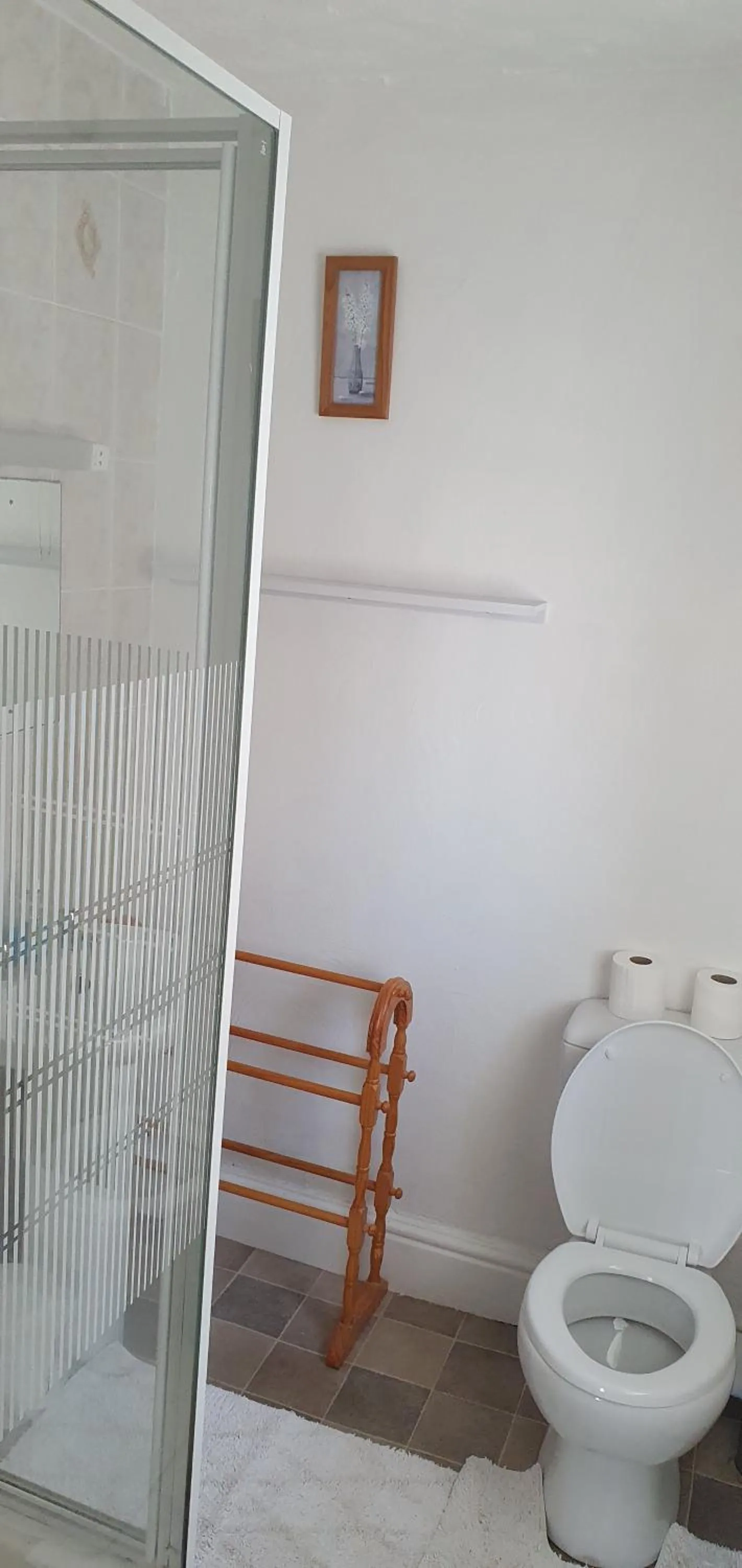 Toilet in Rocklea Hotel