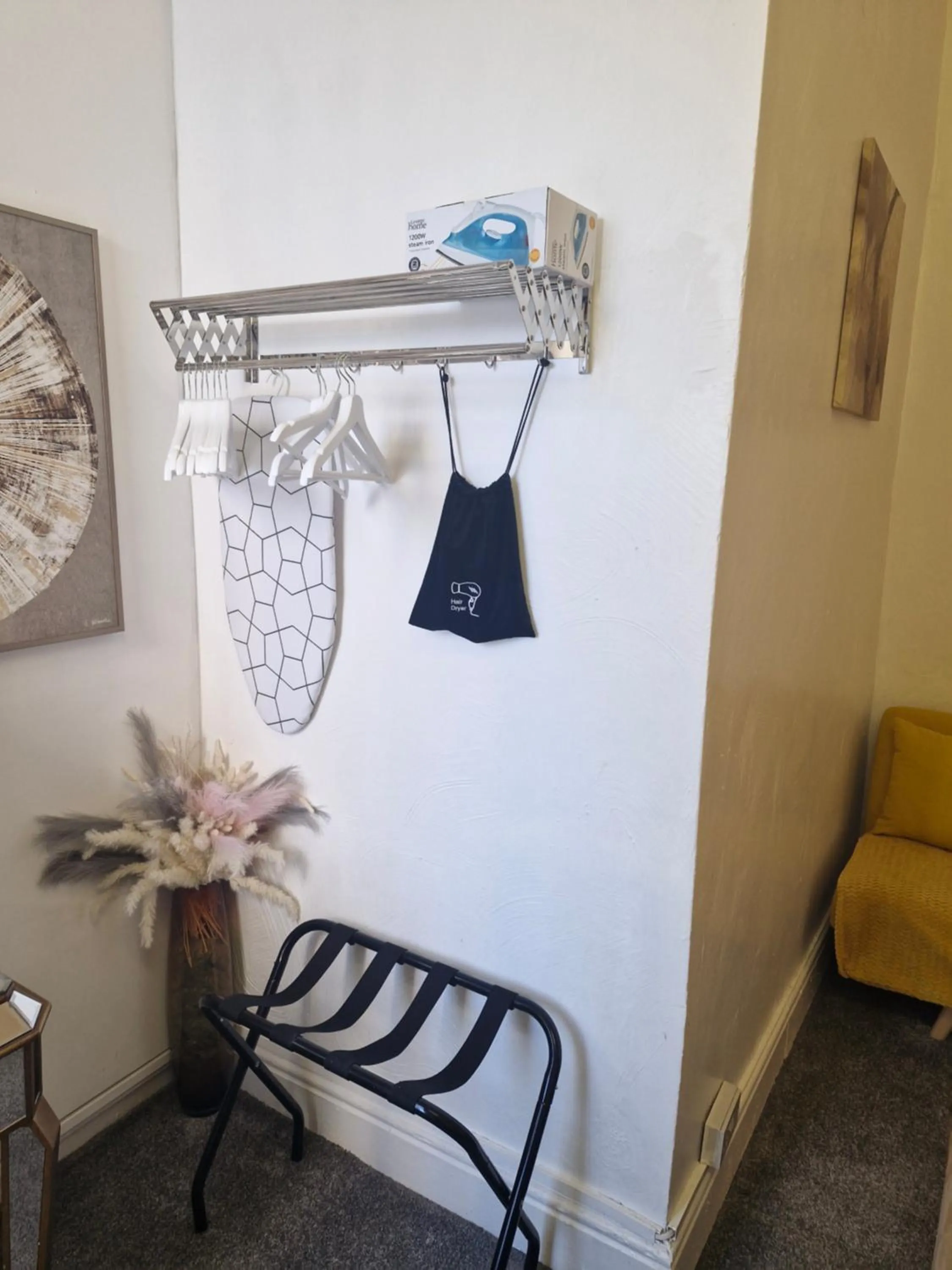 wardrobe in Rocklea Hotel