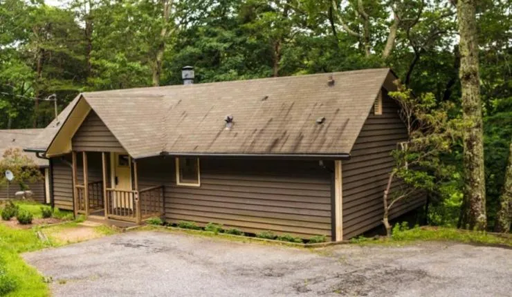 Amicalola Falls State Park and Lodge