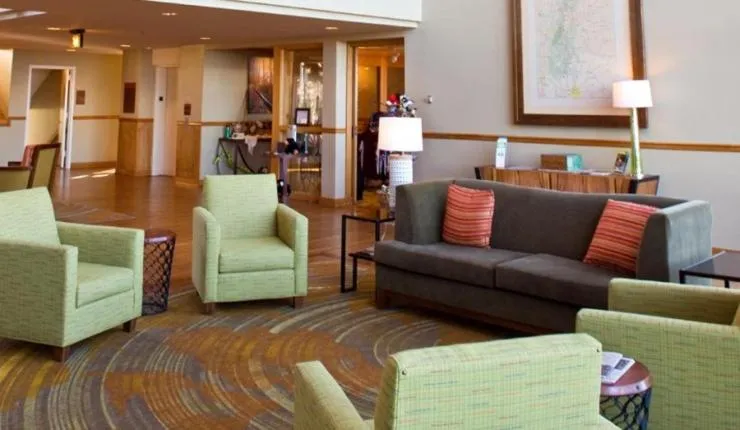 Amicalola Falls State Park and Lodge