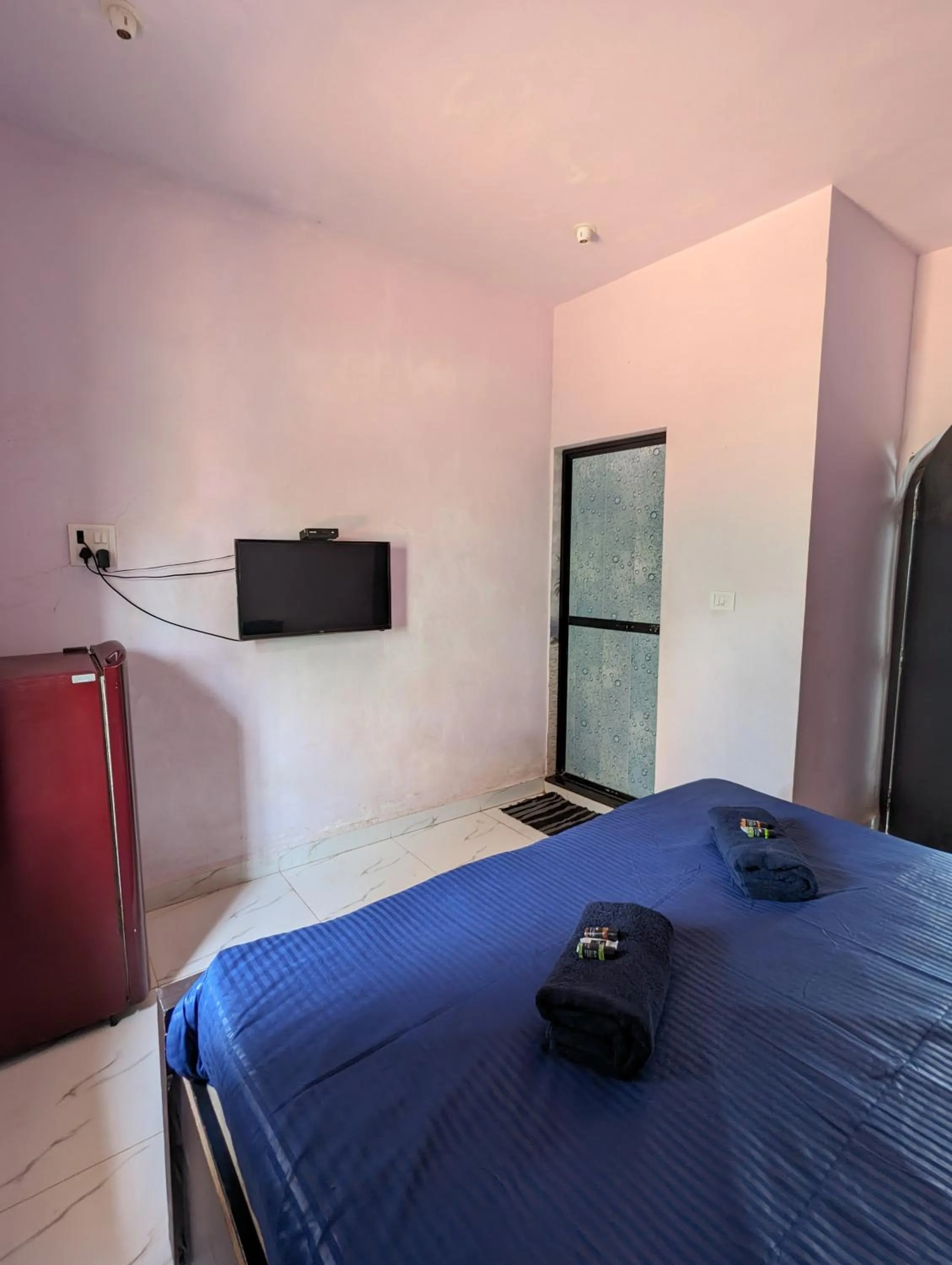 TV and multimedia, Bed in Swati