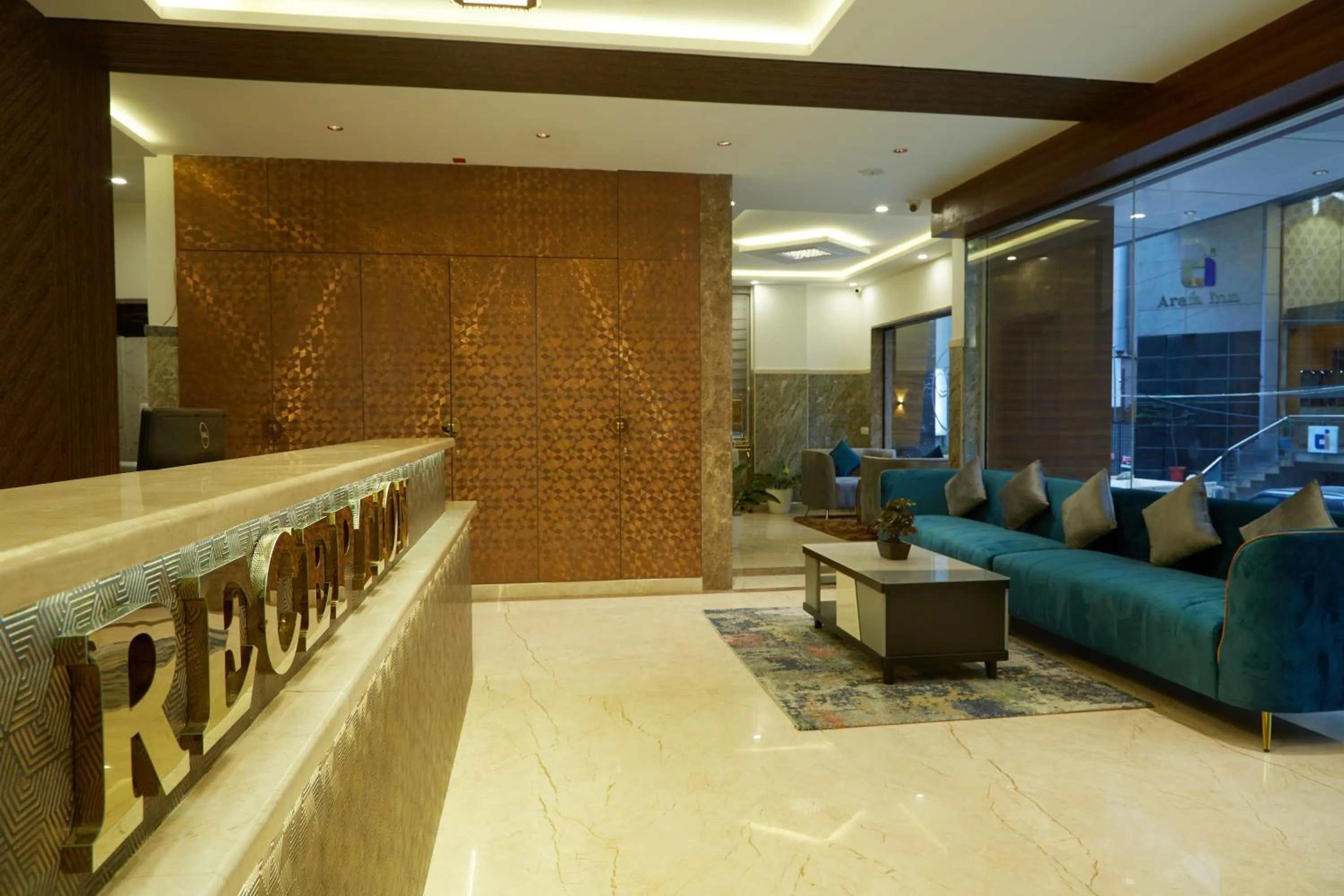 Seating area in VOVO PREMIER HOTEL