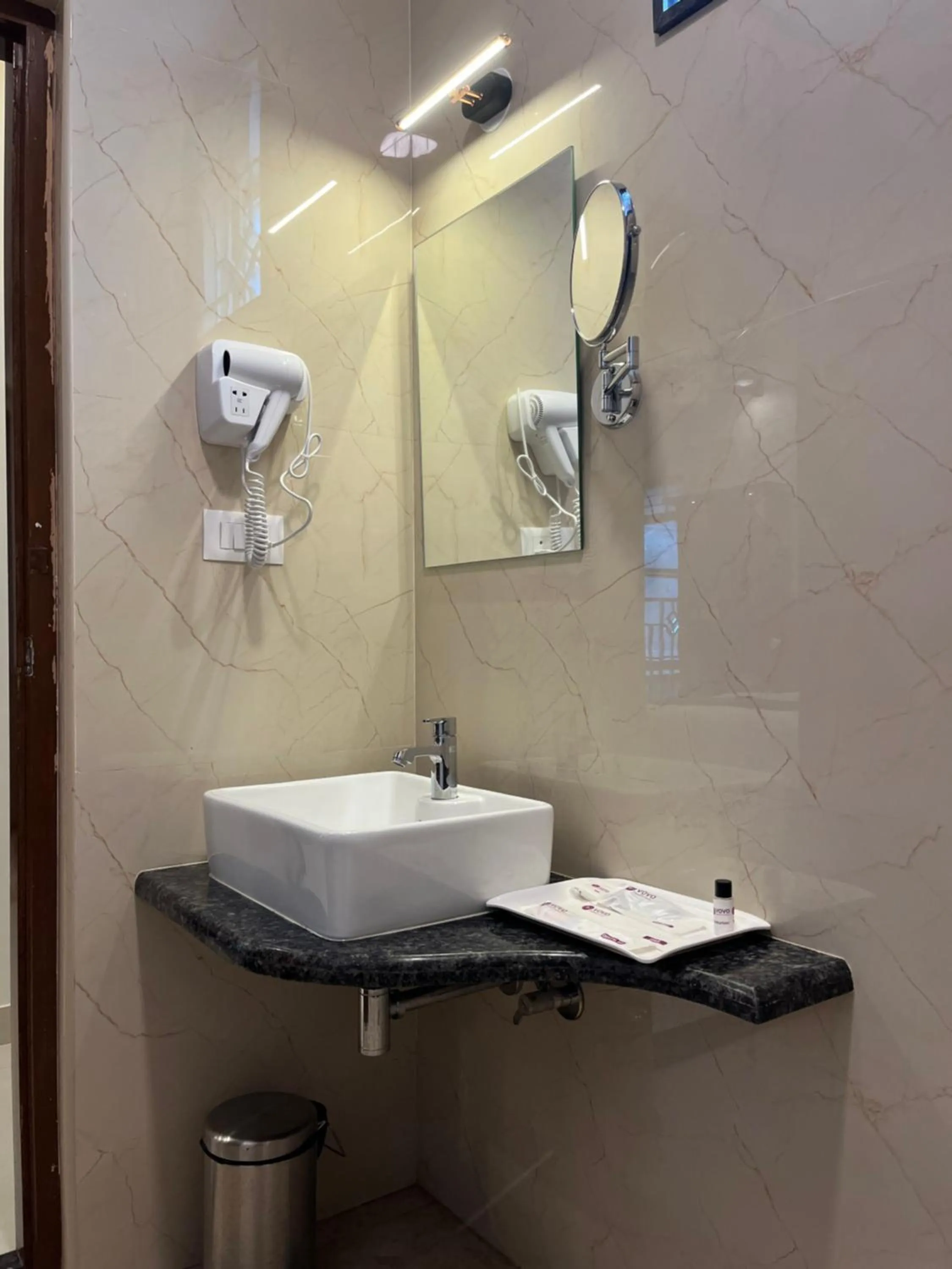 Bathroom in VOVO PREMIER HOTEL