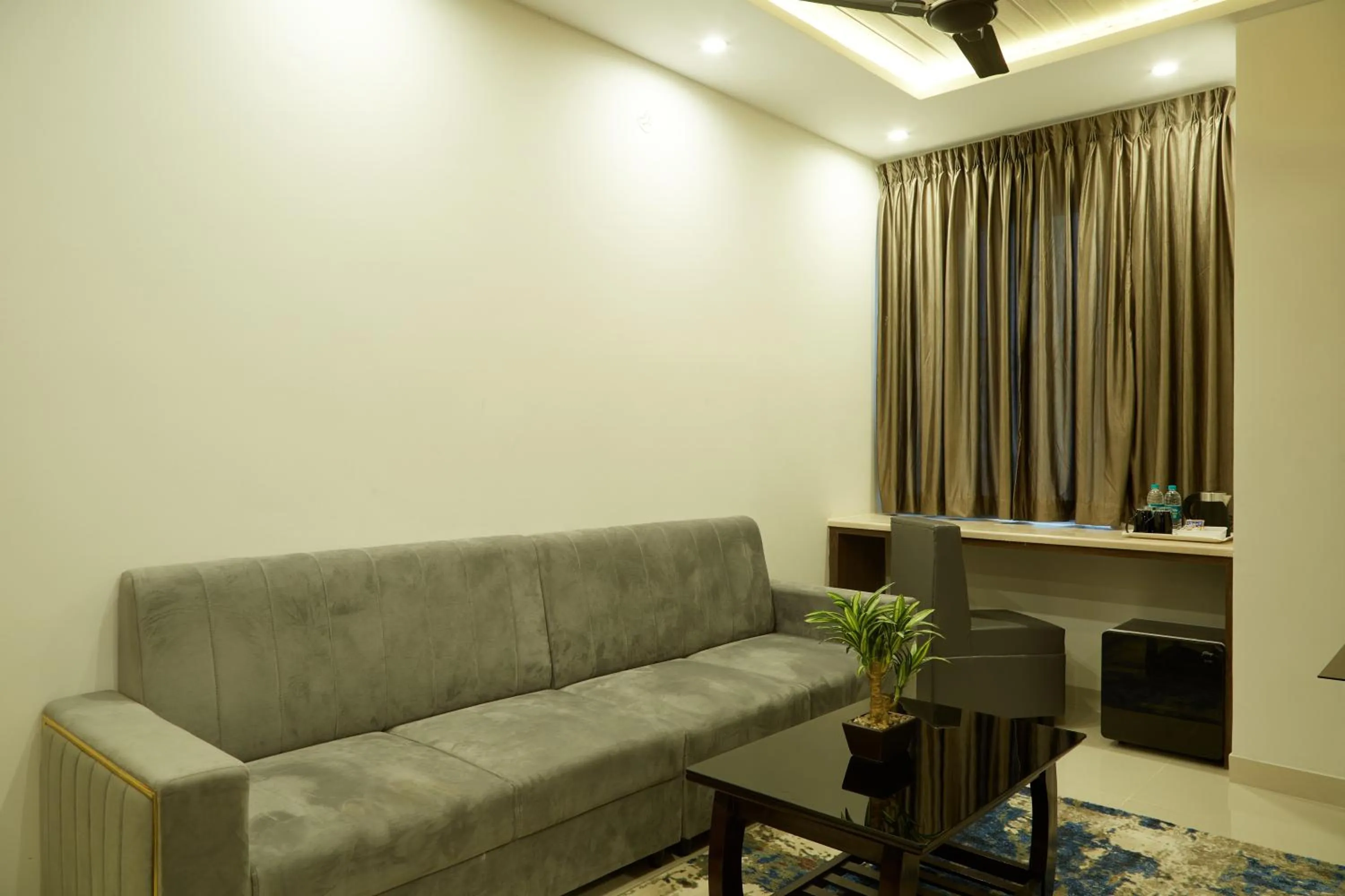 Living room in VOVO PREMIER HOTEL