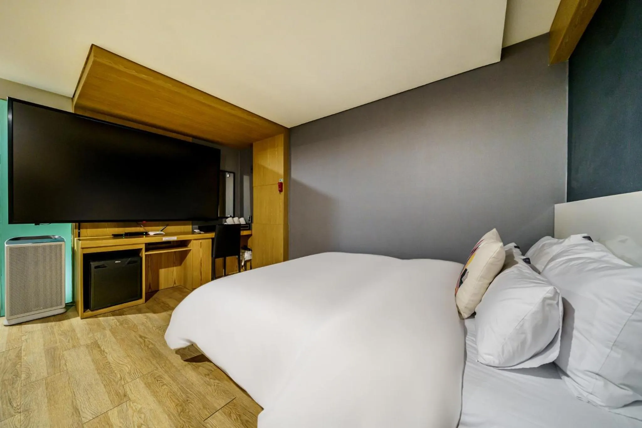 Bed in Bulgwang 3S Hotel