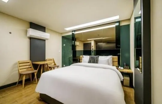 Bed in Bulgwang 3S Hotel