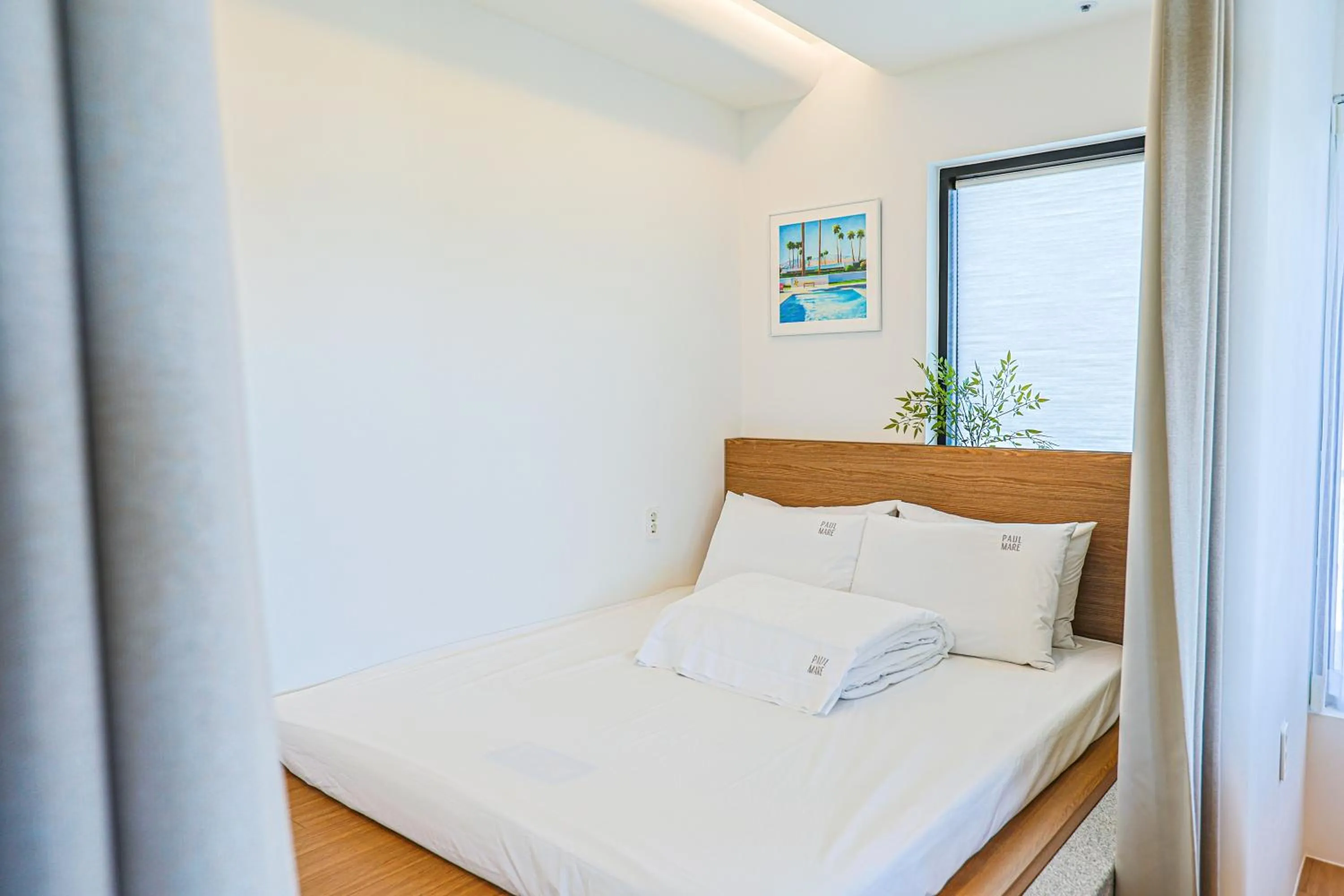 Bed in Paul Mare Pool Villa