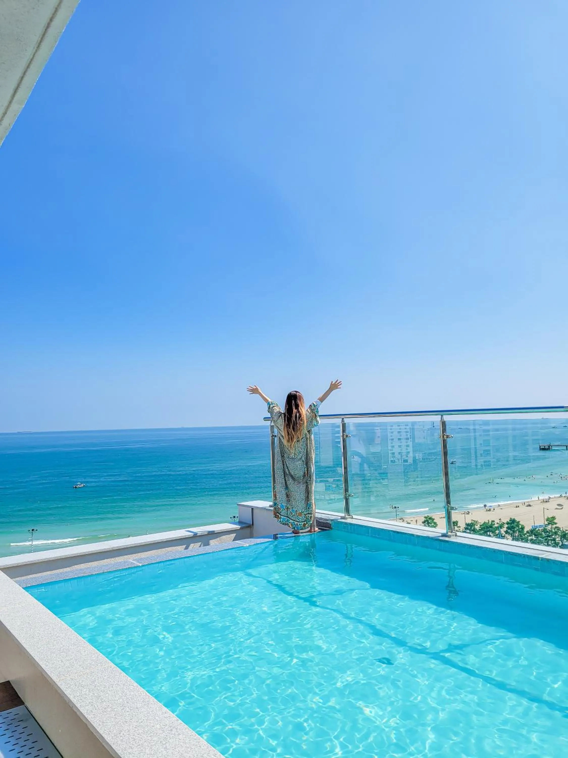 Paul Mare Pool Villa