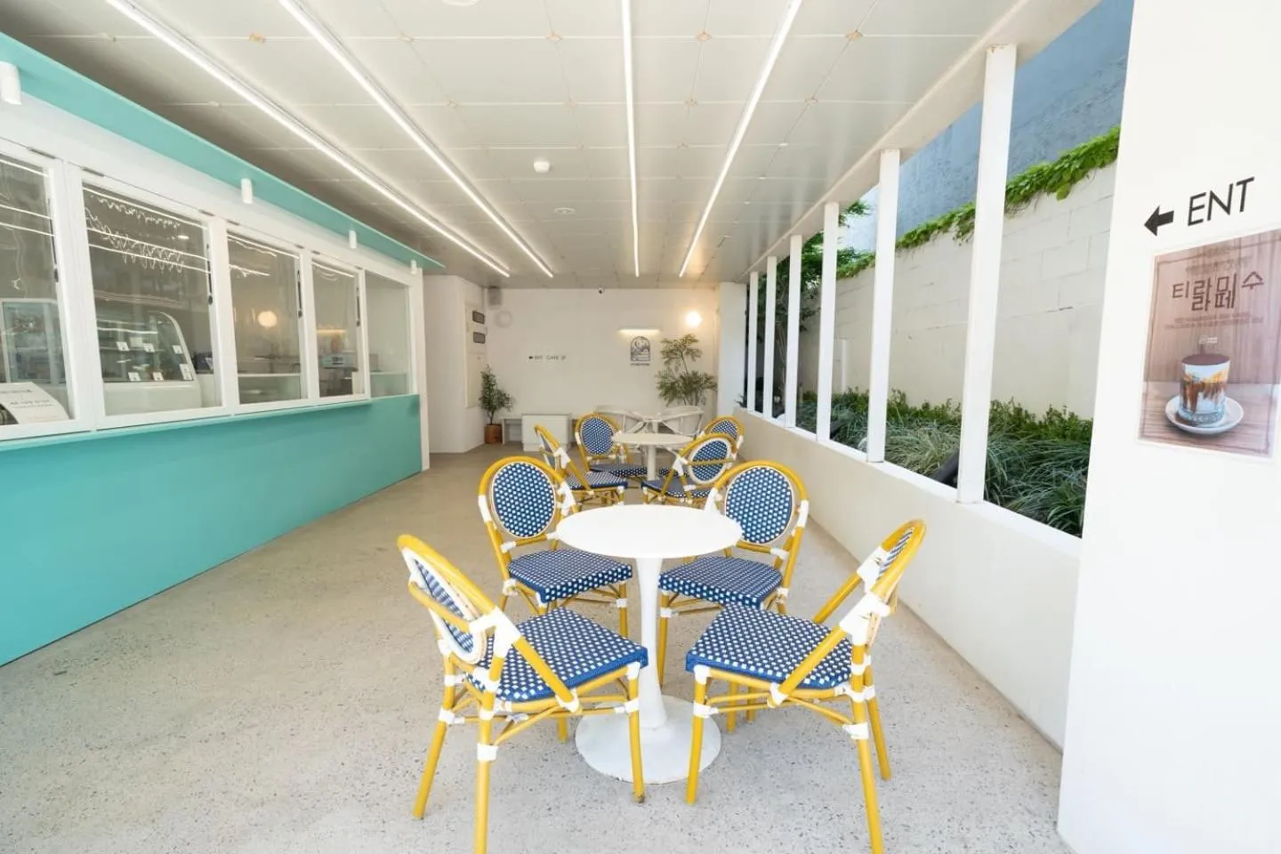 Paul Mare Pool Villa