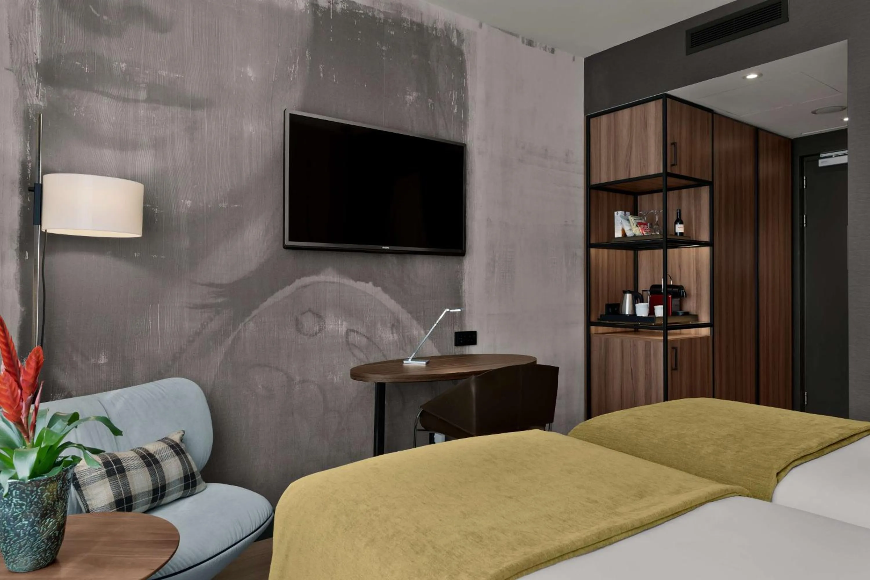 Bedroom, Bed in NH Collection Amsterdam Flower Market