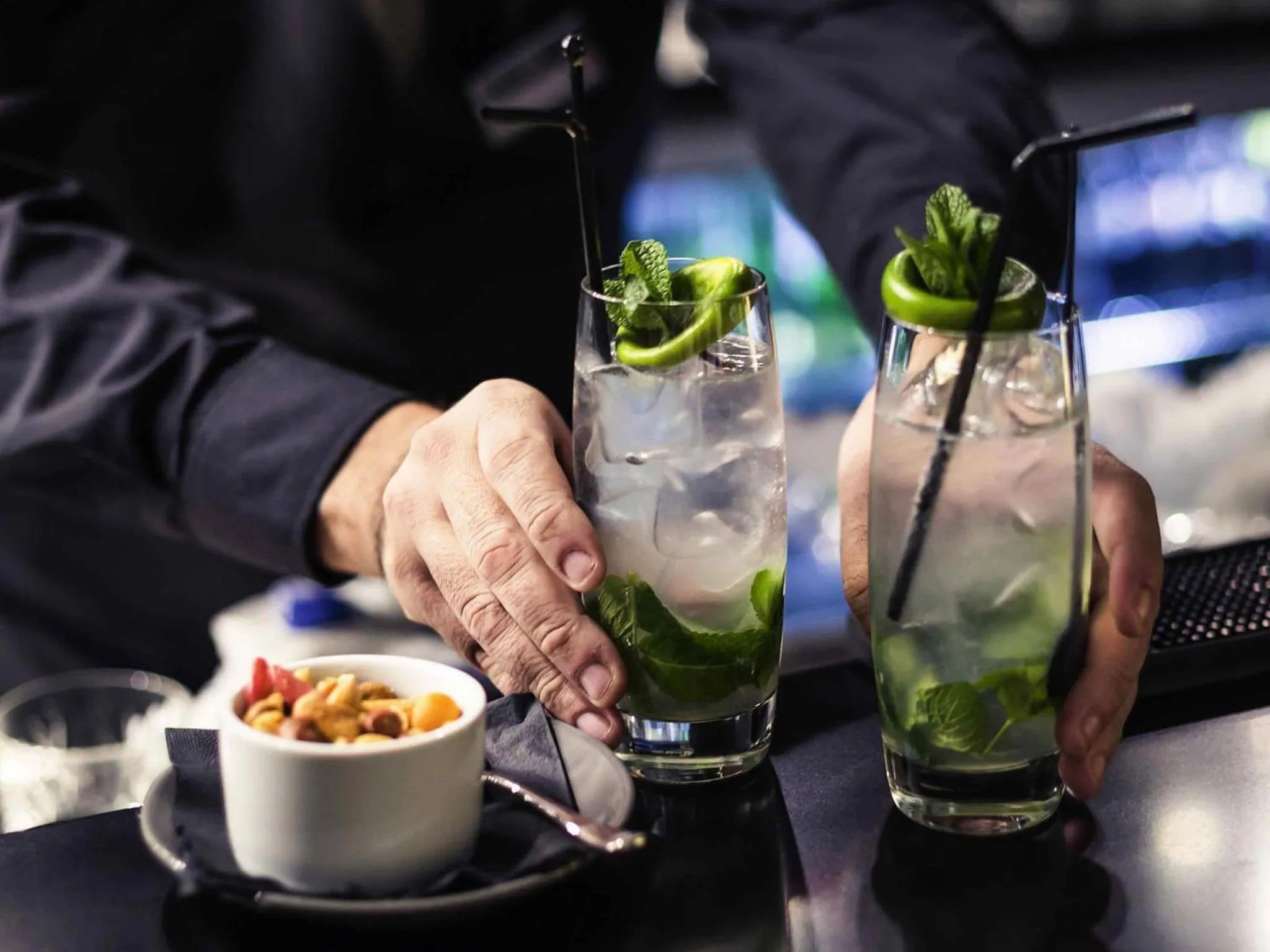 Lounge or bar in Mercure London Hyde Park Hotel