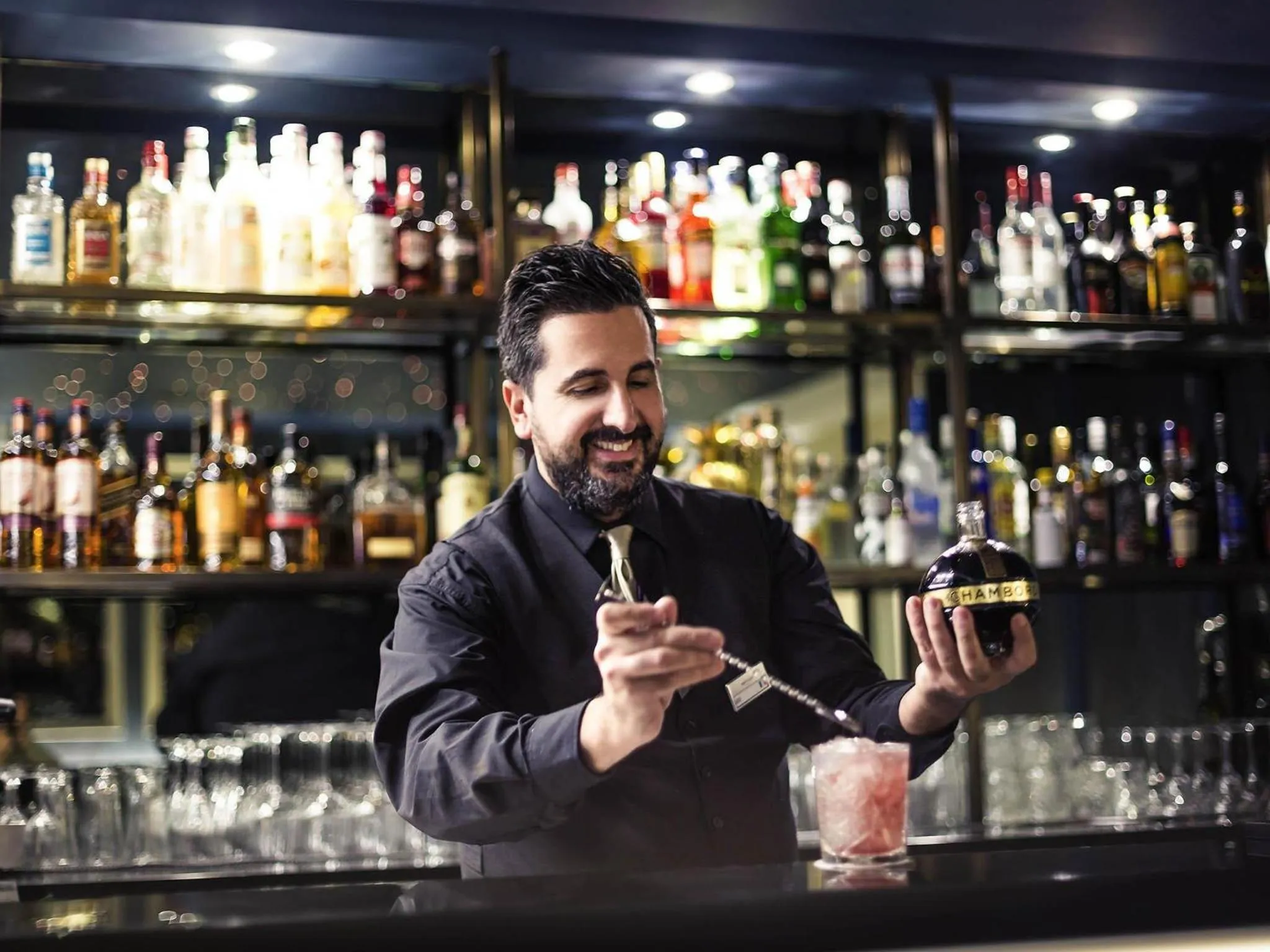 Lounge or bar in Mercure London Hyde Park Hotel