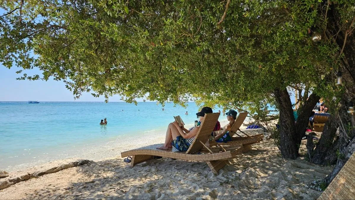 Beach in Villa Penyu Gili Trawangan
