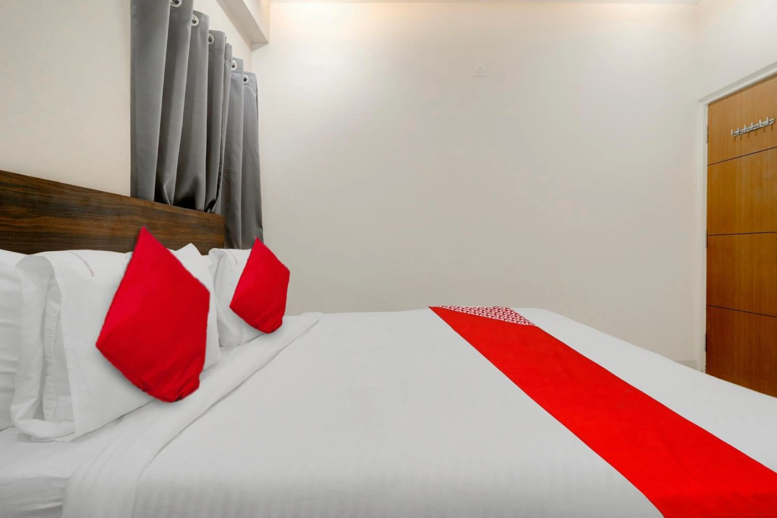 Bedroom, Bed in Super Hotel O Prime Time Hotel