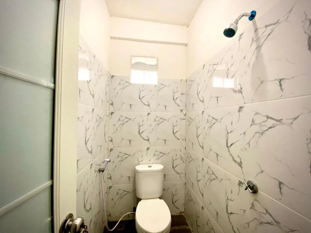 Toilet in Kasmarani Homestay
