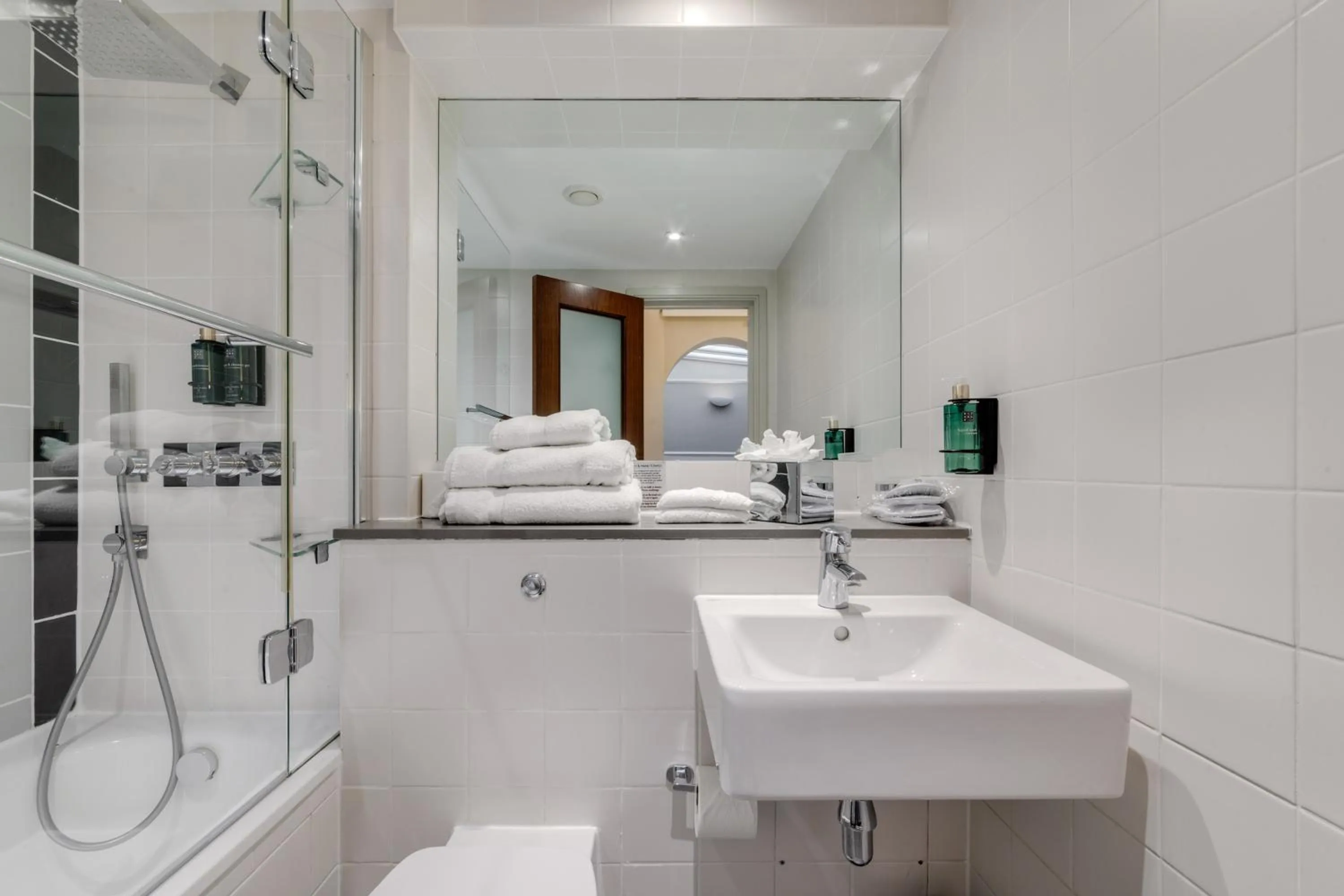 Bathroom in Best Western Mornington Hotel Hyde Park