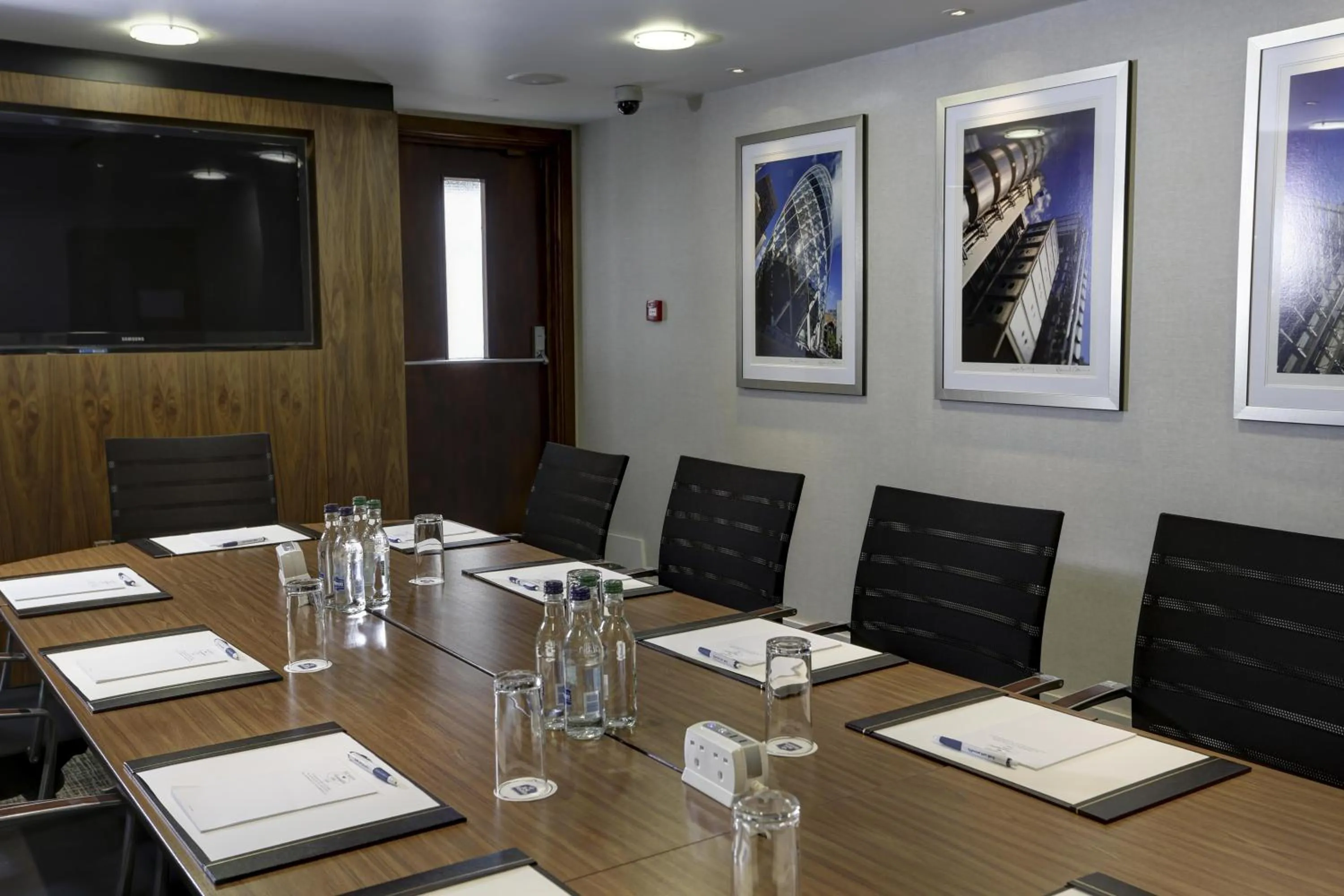 Meeting/conference room in Best Western Mornington Hotel Hyde Park