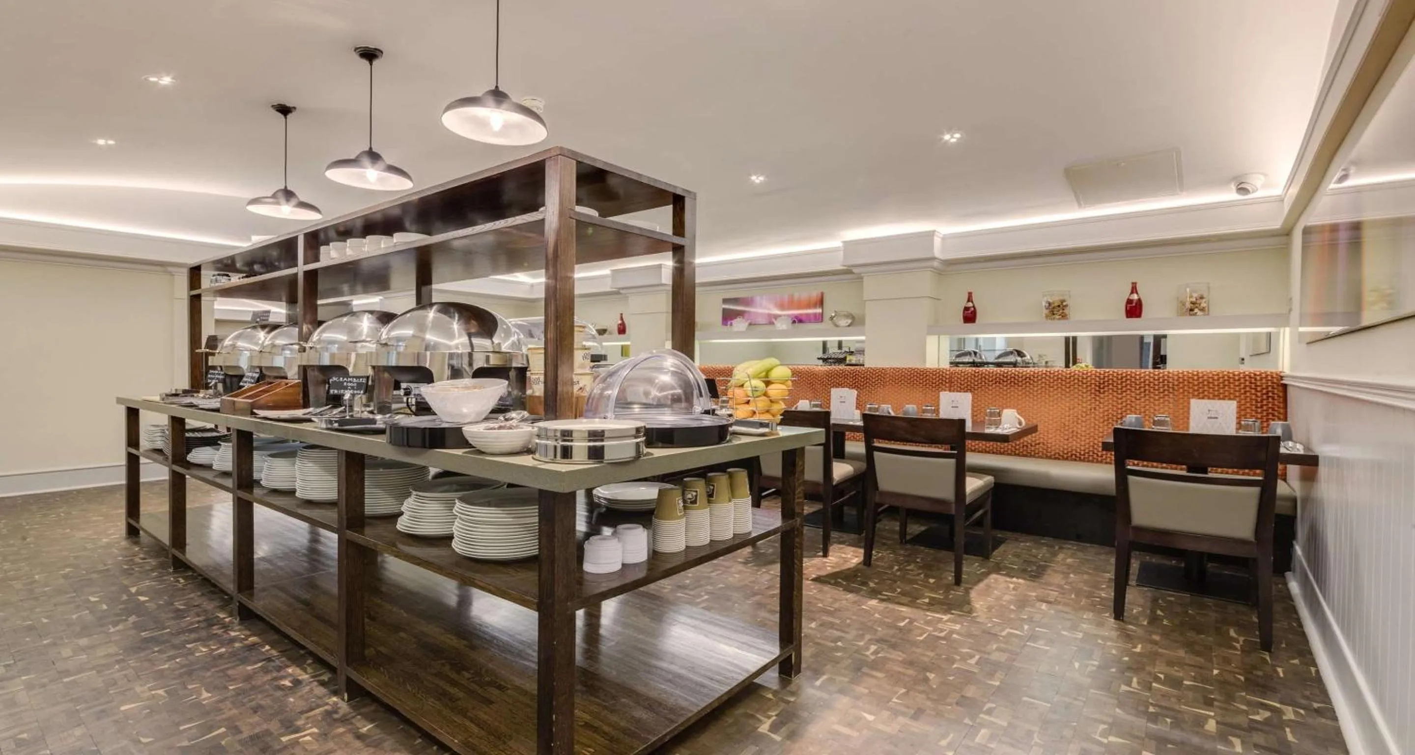 Restaurant/places to eat in Best Western Mornington Hotel Hyde Park