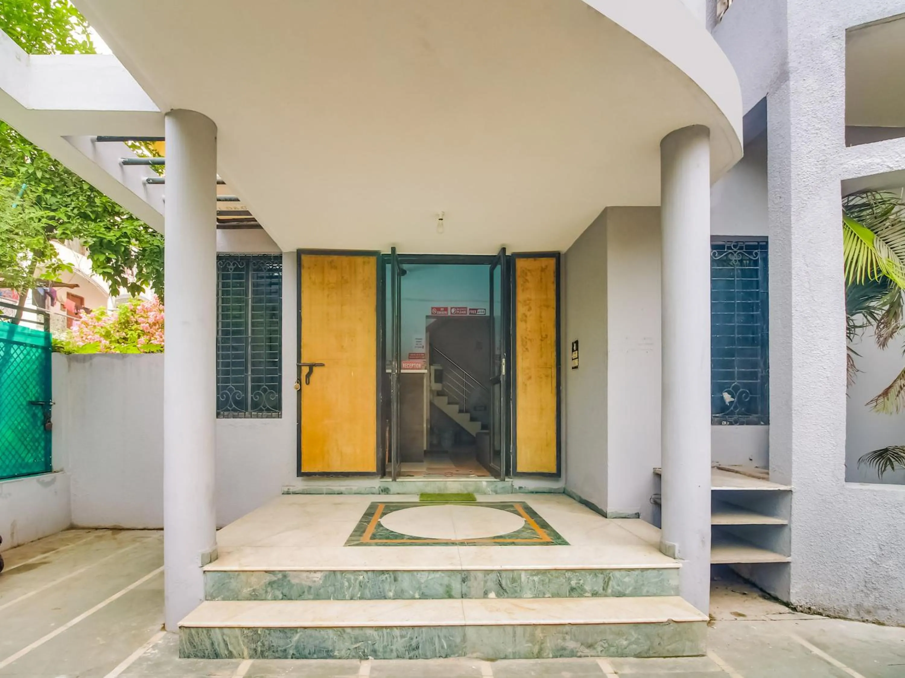 Facade/entrance in Super Hotel O Space Inn