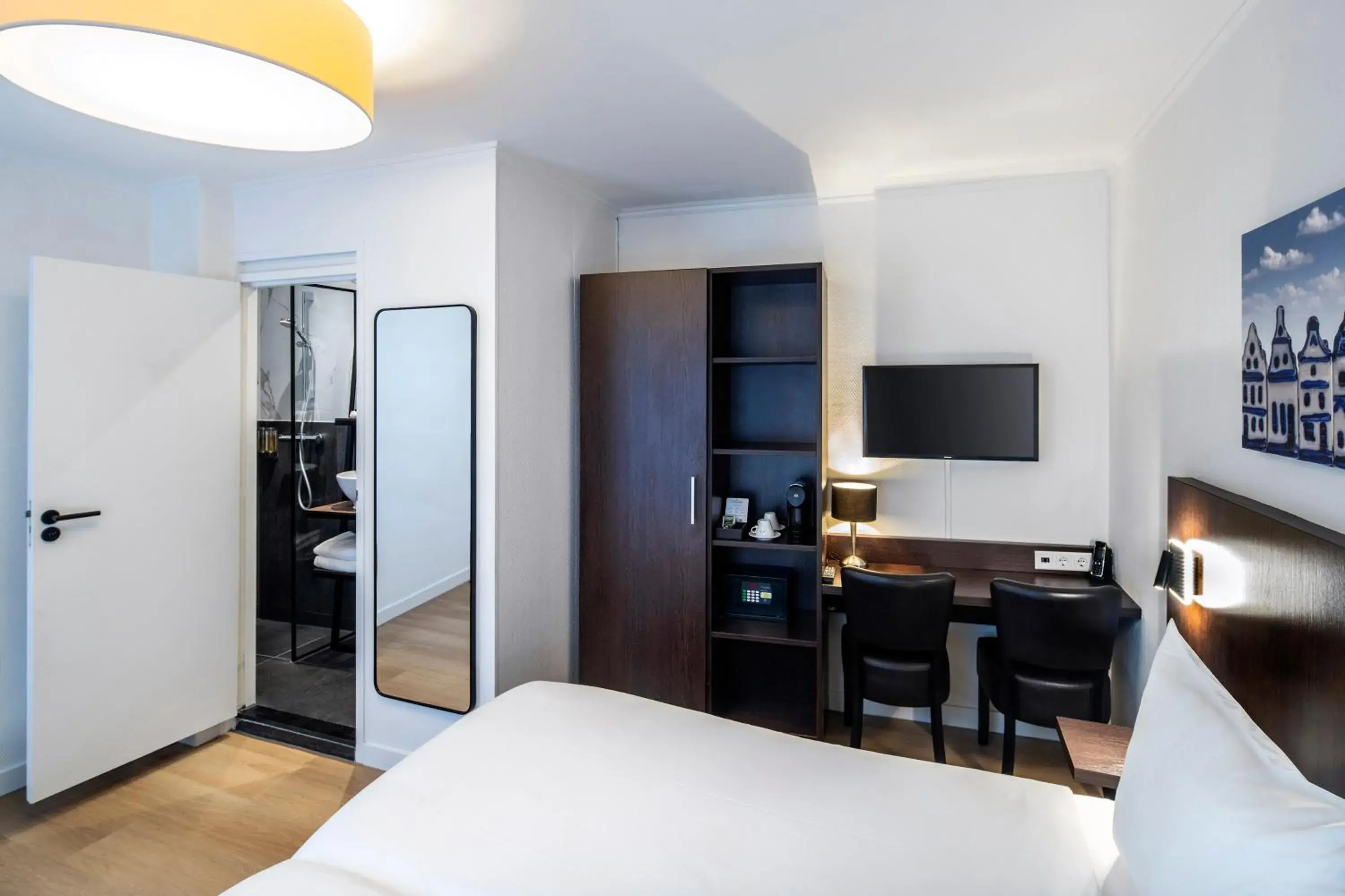 Bedroom, Bed in Hotel Nes Amsterdam Bedroom, Bed in Hotel Nes Amsterdam