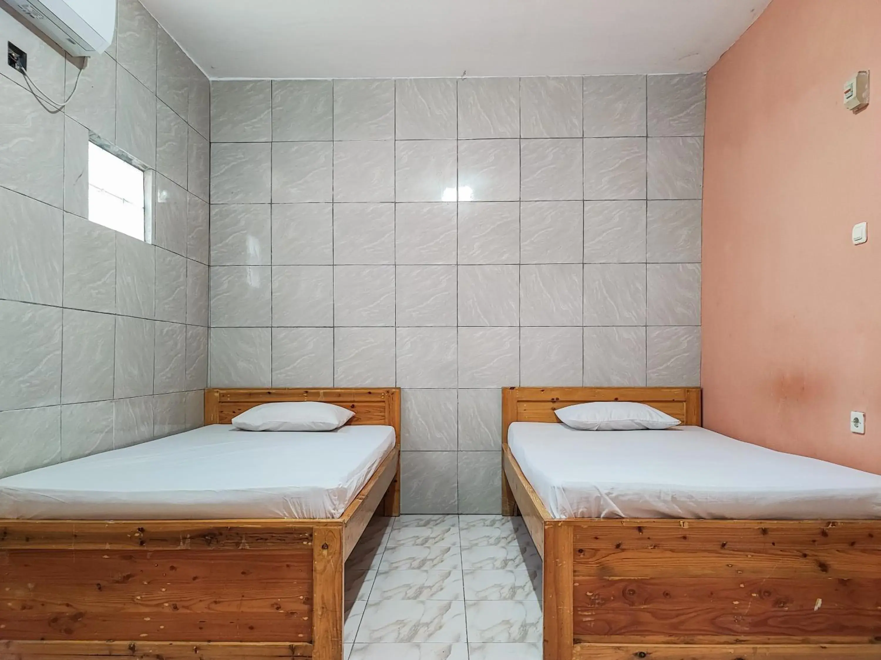 Bedroom, Bed in Reddoorz Syariah Near Kantor Gubernur Jambi Bedroom, Bed in Reddoorz Syariah Near Kantor Gubernur Jambi