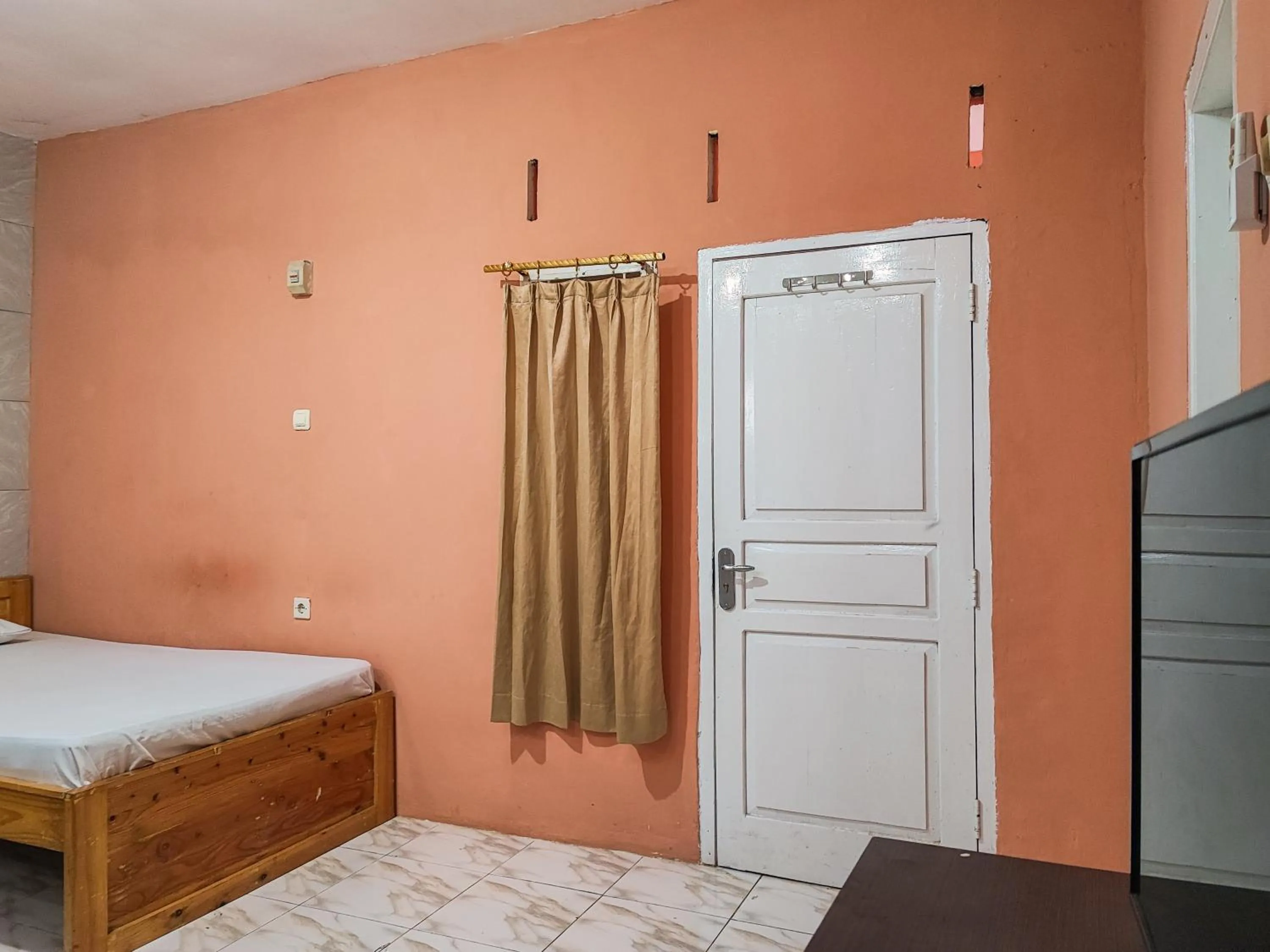 Bedroom, Bed in Reddoorz Syariah Near Kantor Gubernur Jambi