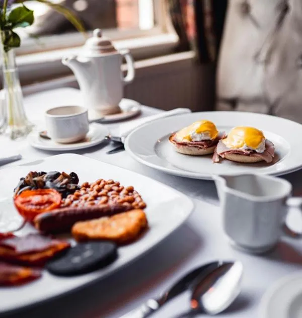 Breakfast in Borough Arms Hotel