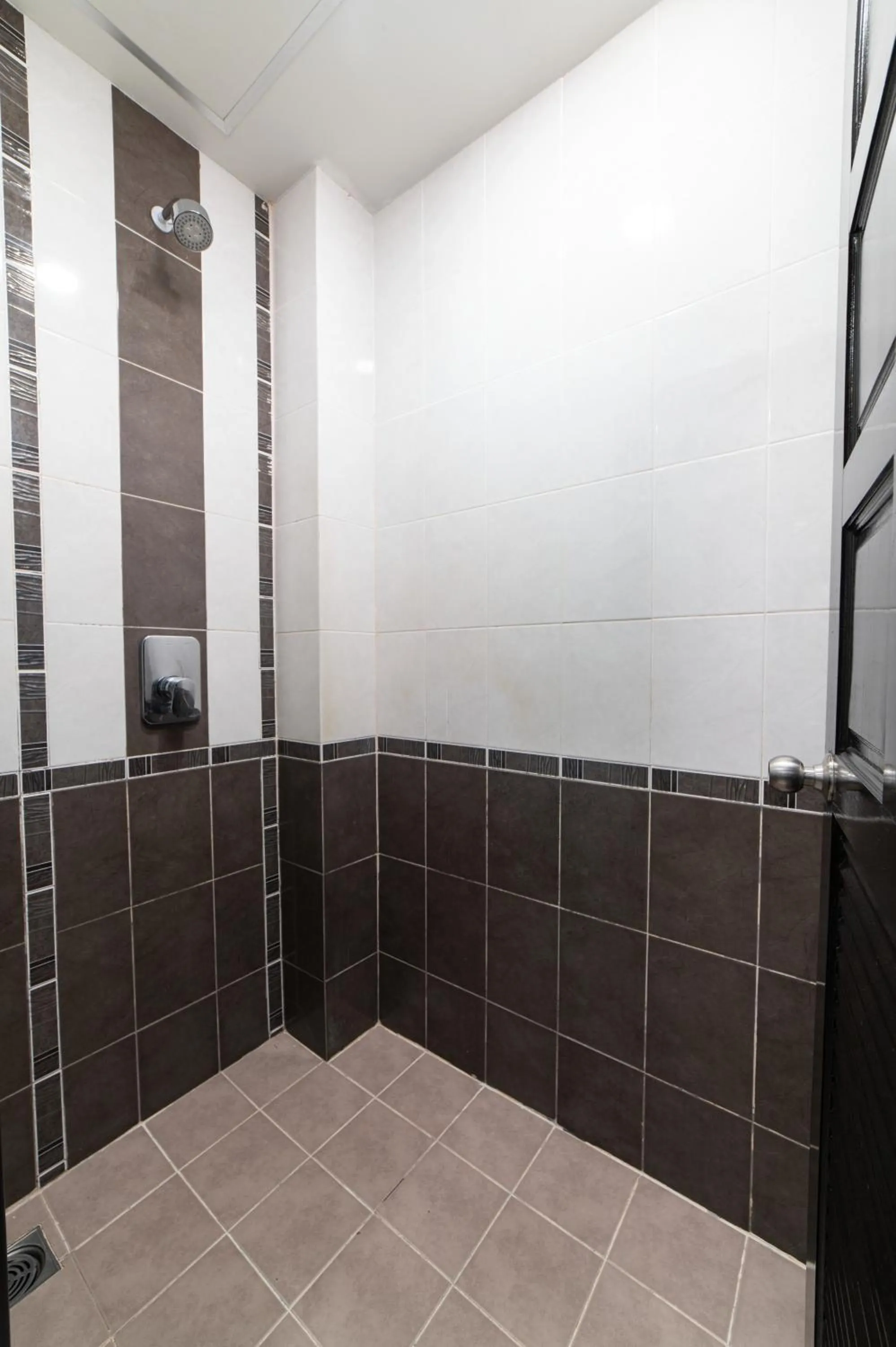 Shower in GP House Phuket Patong Beach