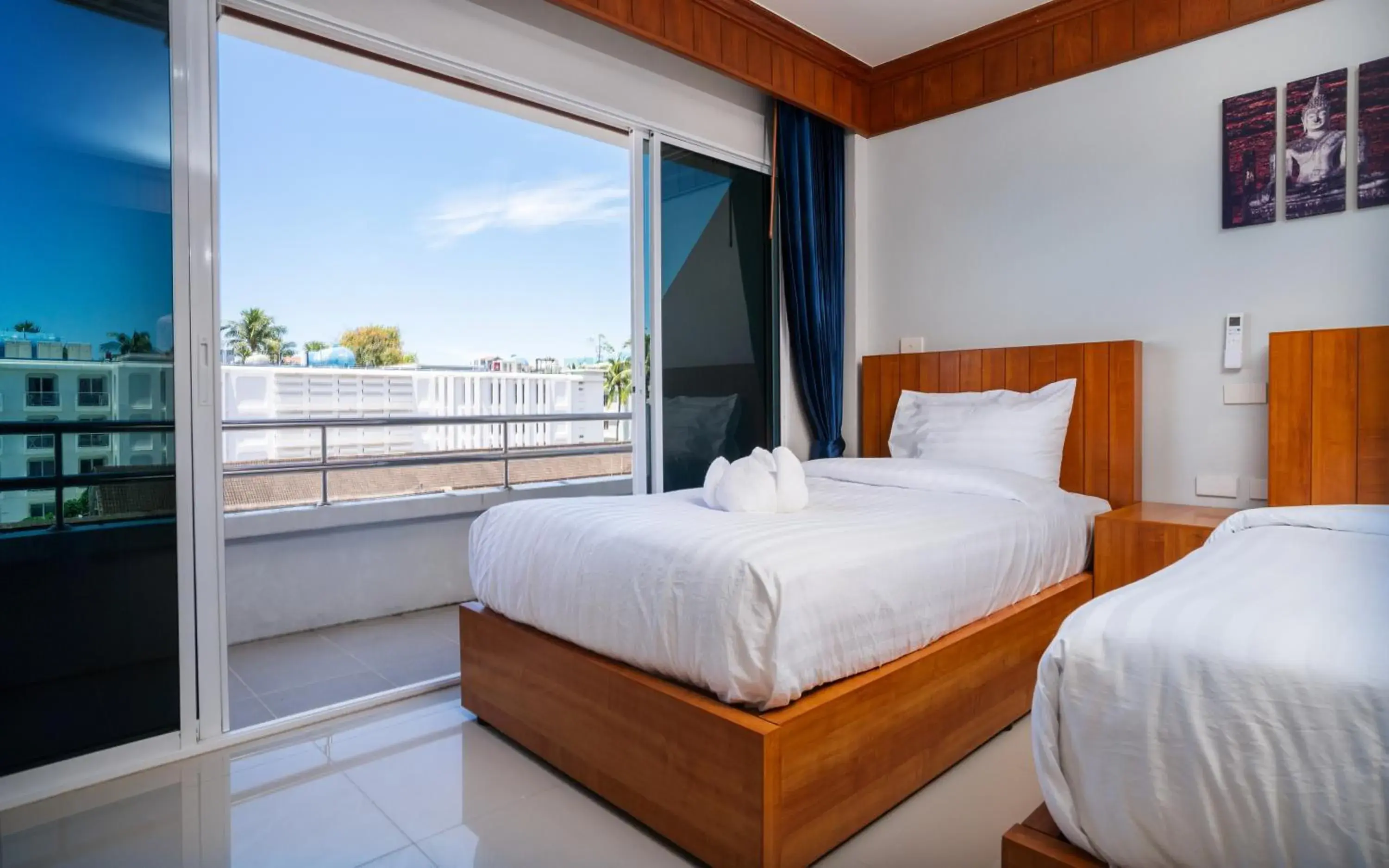 Superior Twin Room in GP House Phuket Patong Beach Superior Twin Room in GP House Phuket Patong Beach