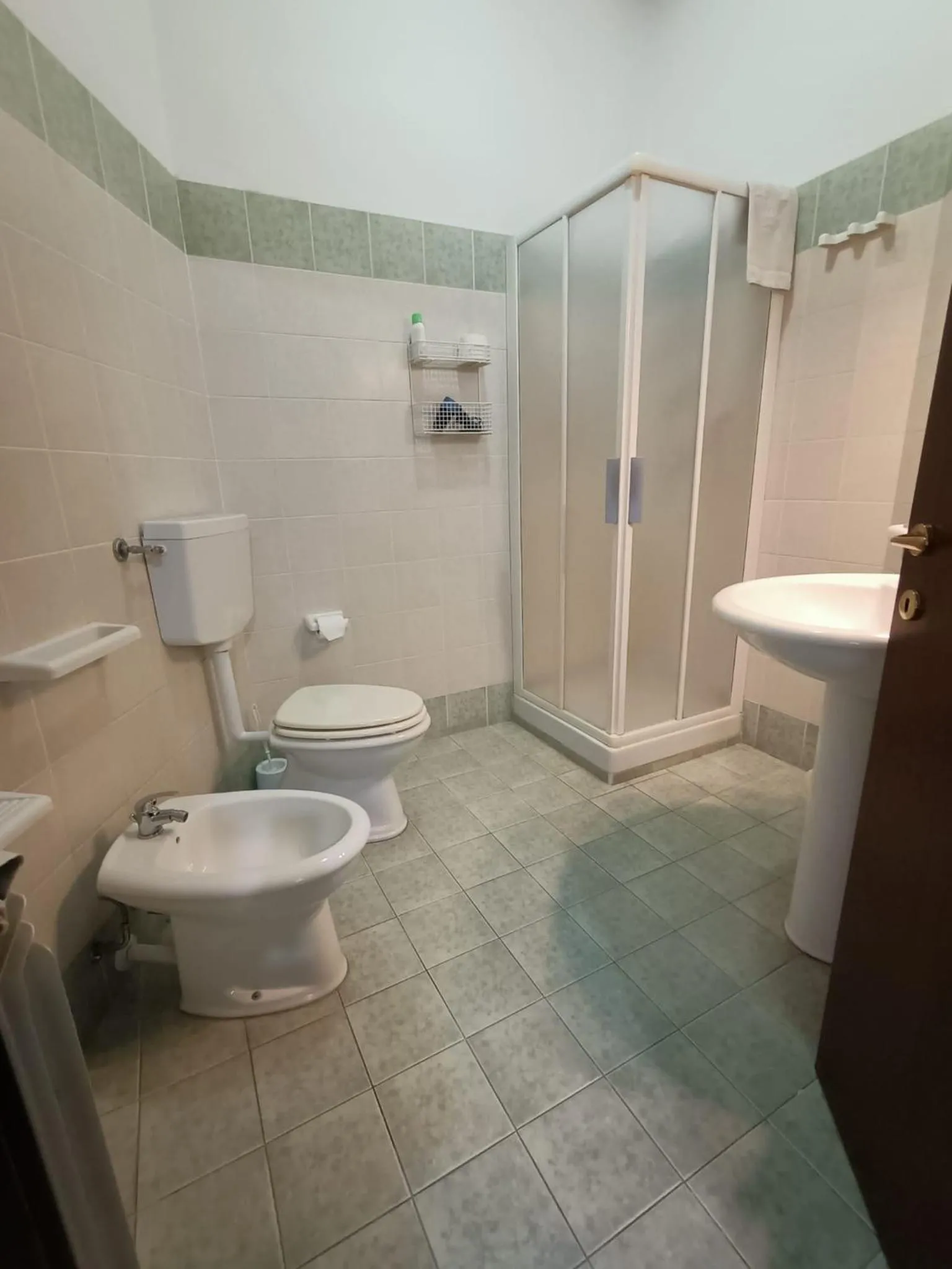 Shower in B&B Gi-Rosa Caltagirone