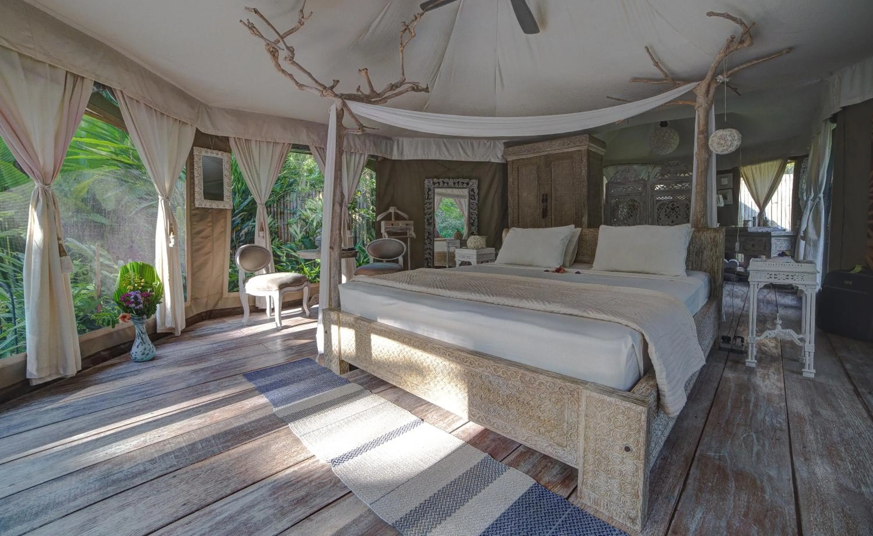 Photo of the whole room, Bed in Sandat Glamping Tents