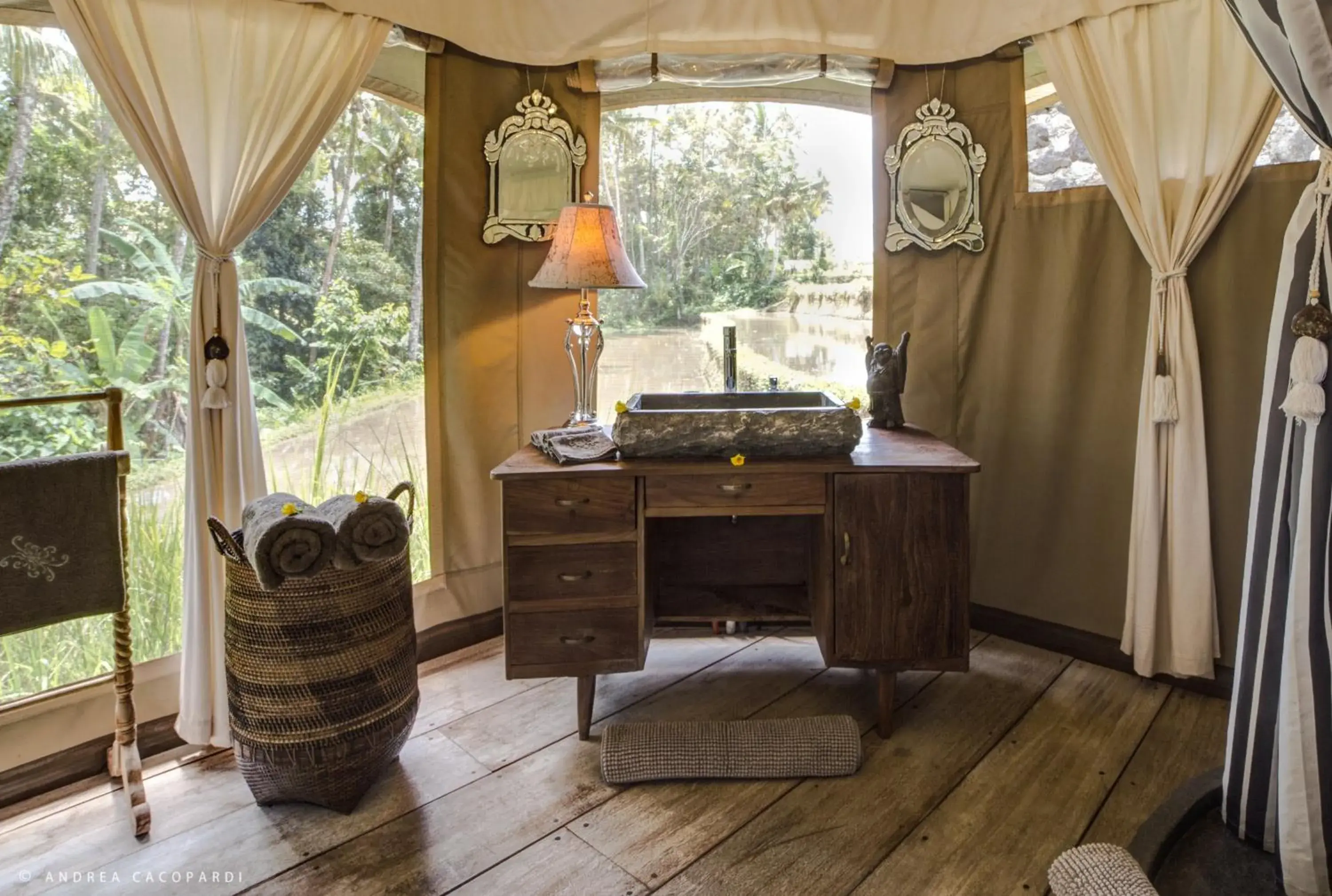 Bathroom in Sandat Glamping Tents Bathroom in Sandat Glamping Tents