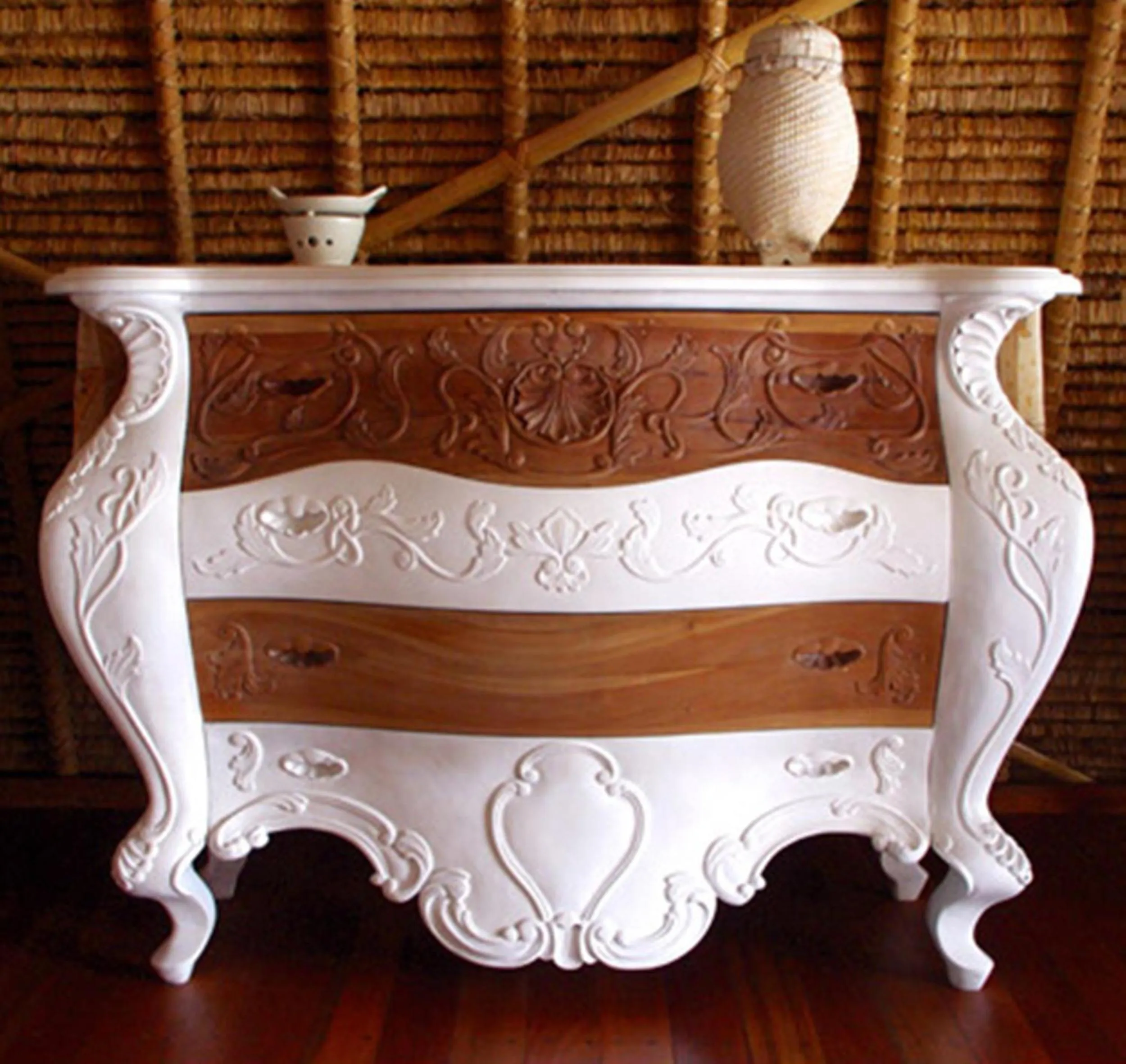 Decorative detail in Sandat Glamping Tents