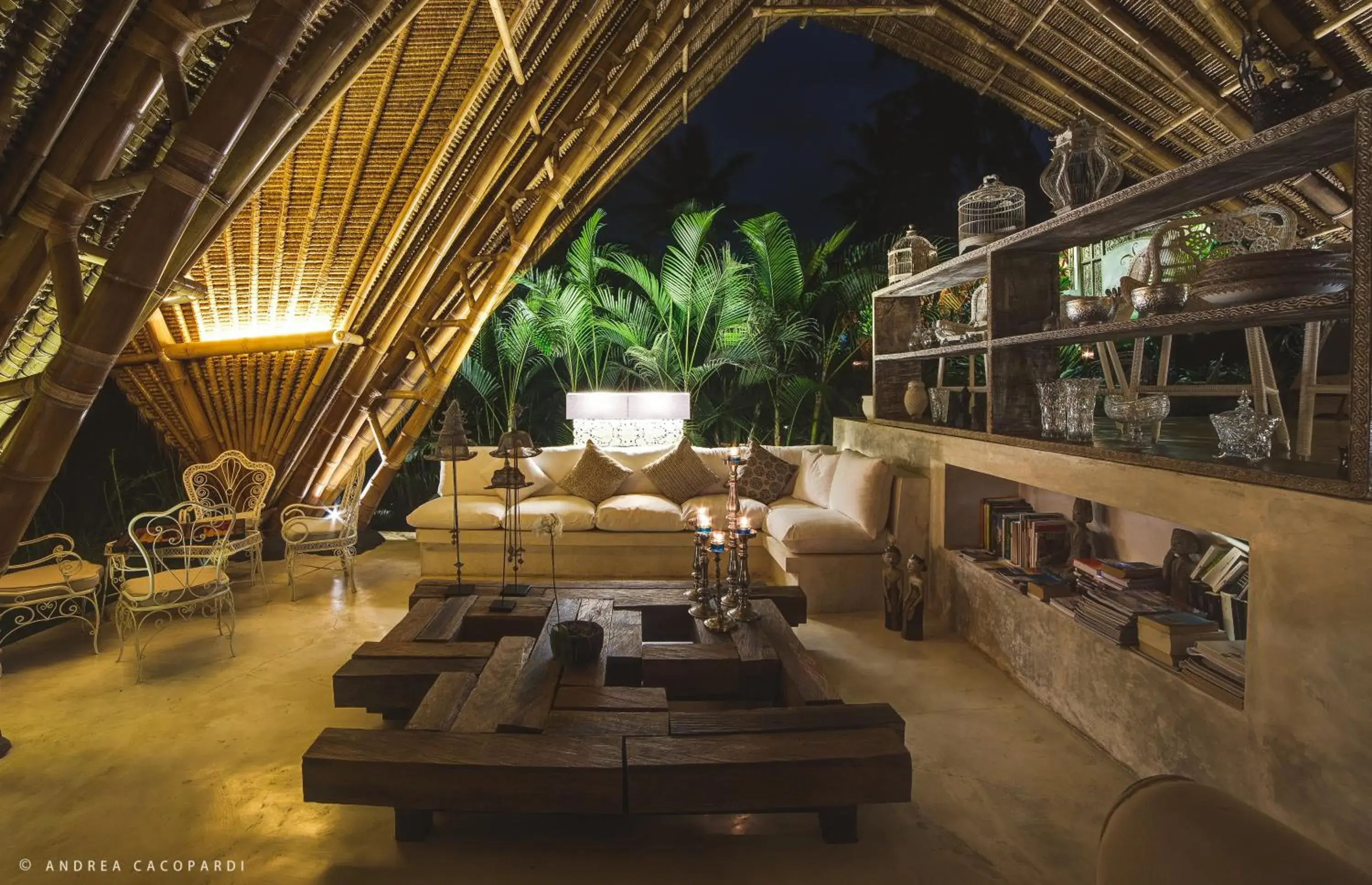 Lounge or bar in Sandat Glamping Tents Lounge or bar in Sandat Glamping Tents