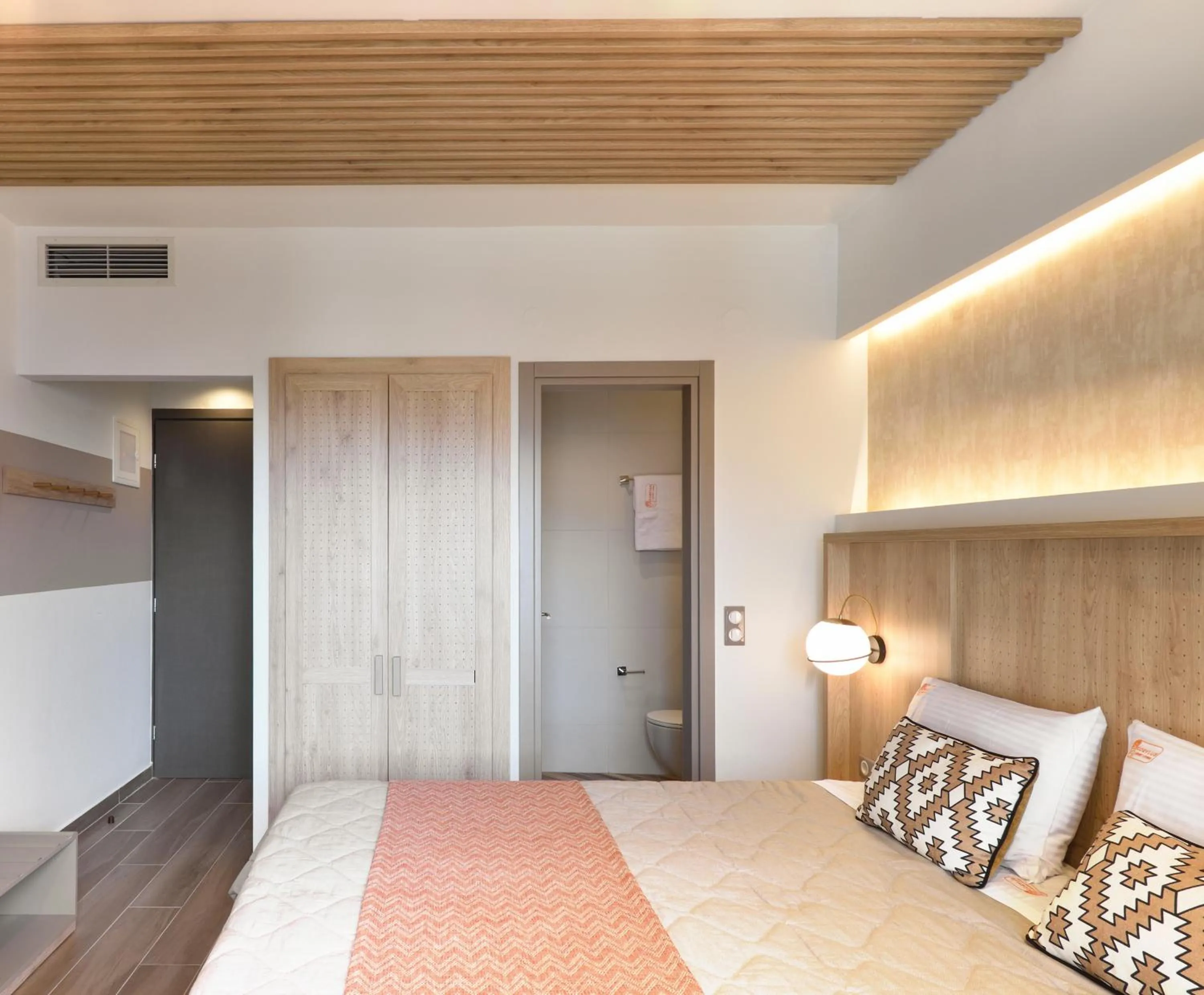 Photo of the whole room, Bed in CORYLUS Luxury Rooms & Suites