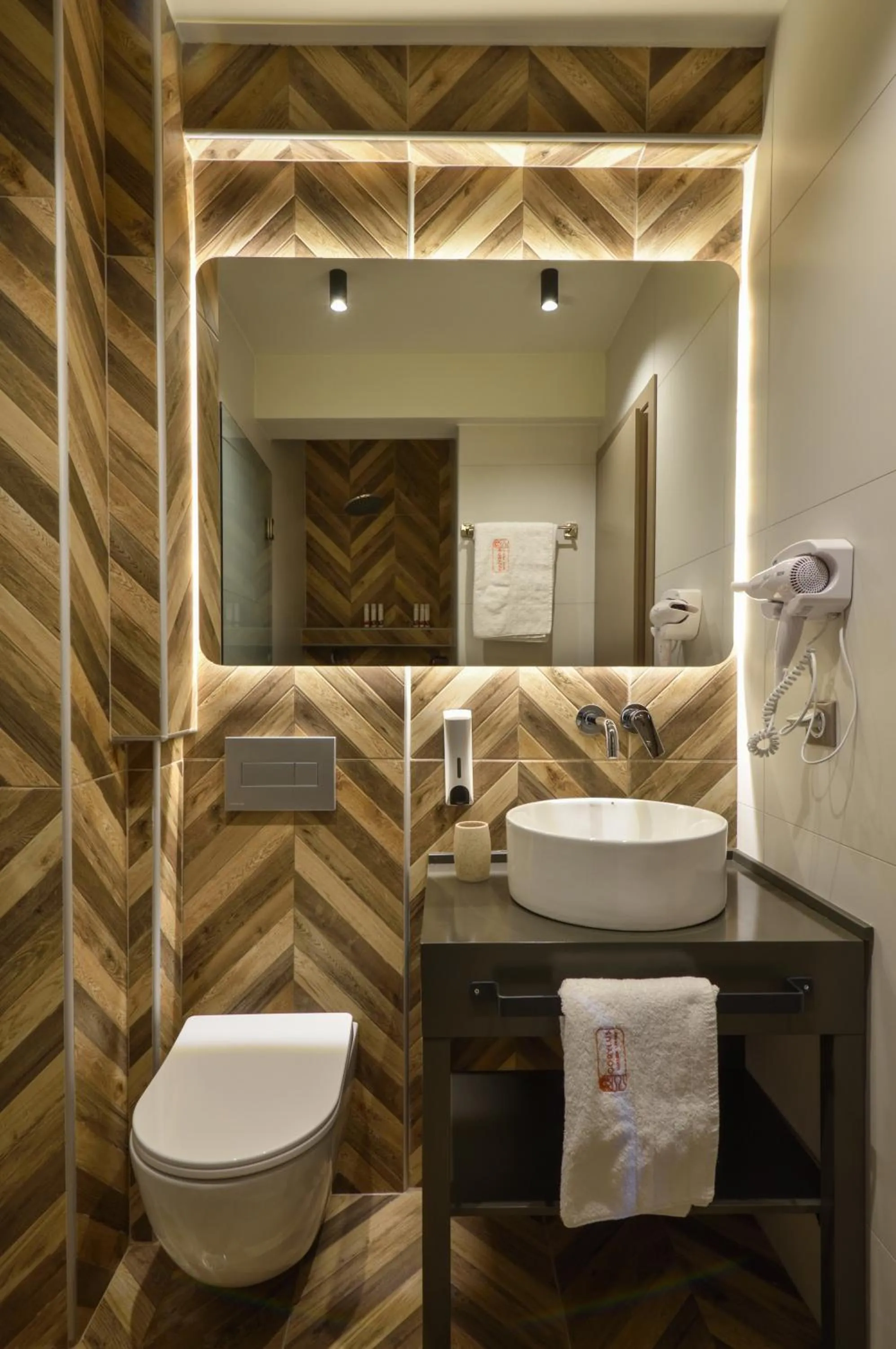 Bathroom in CORYLUS Luxury Rooms & Suites