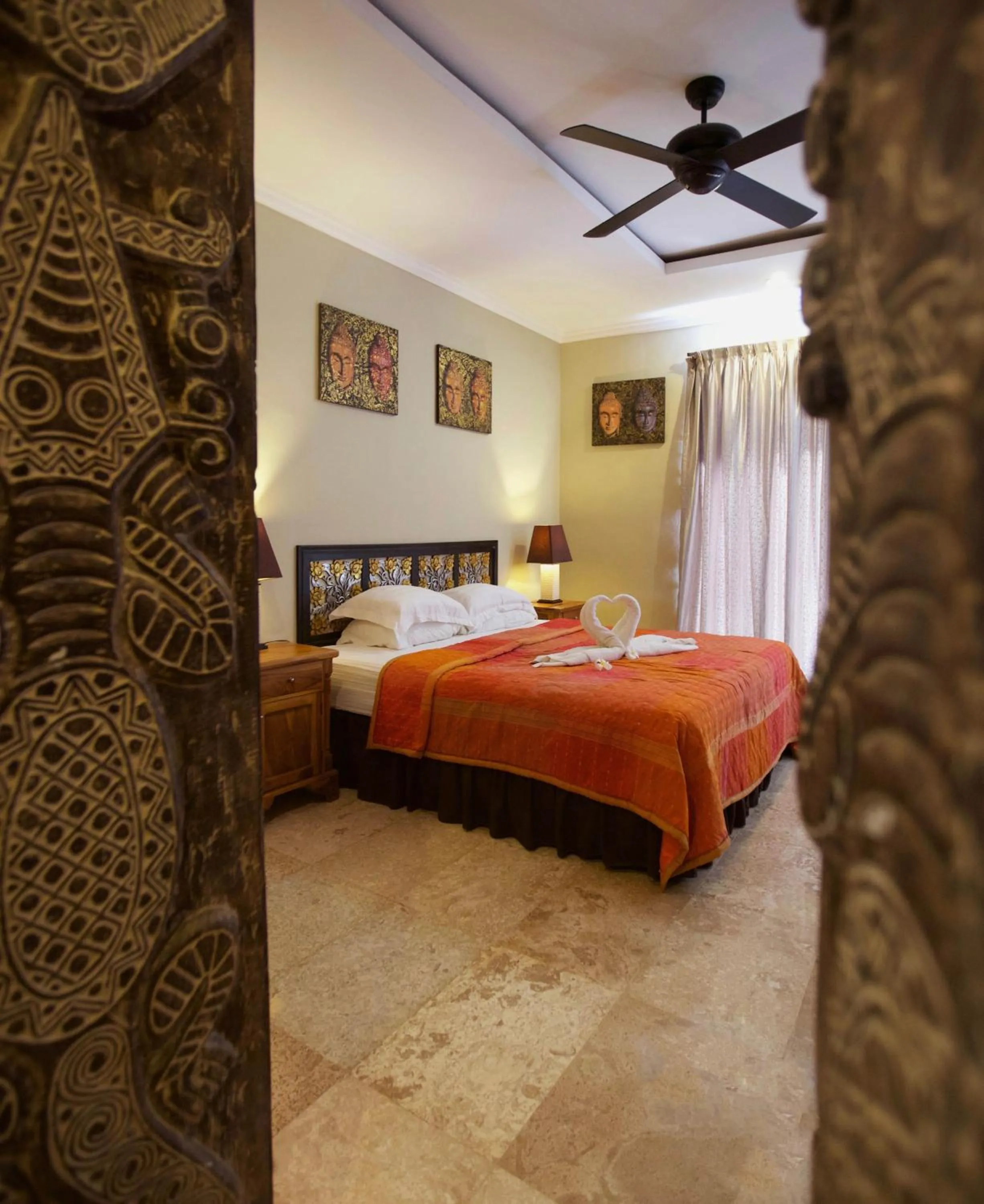 Bedroom, Bed in Bayshore Residence