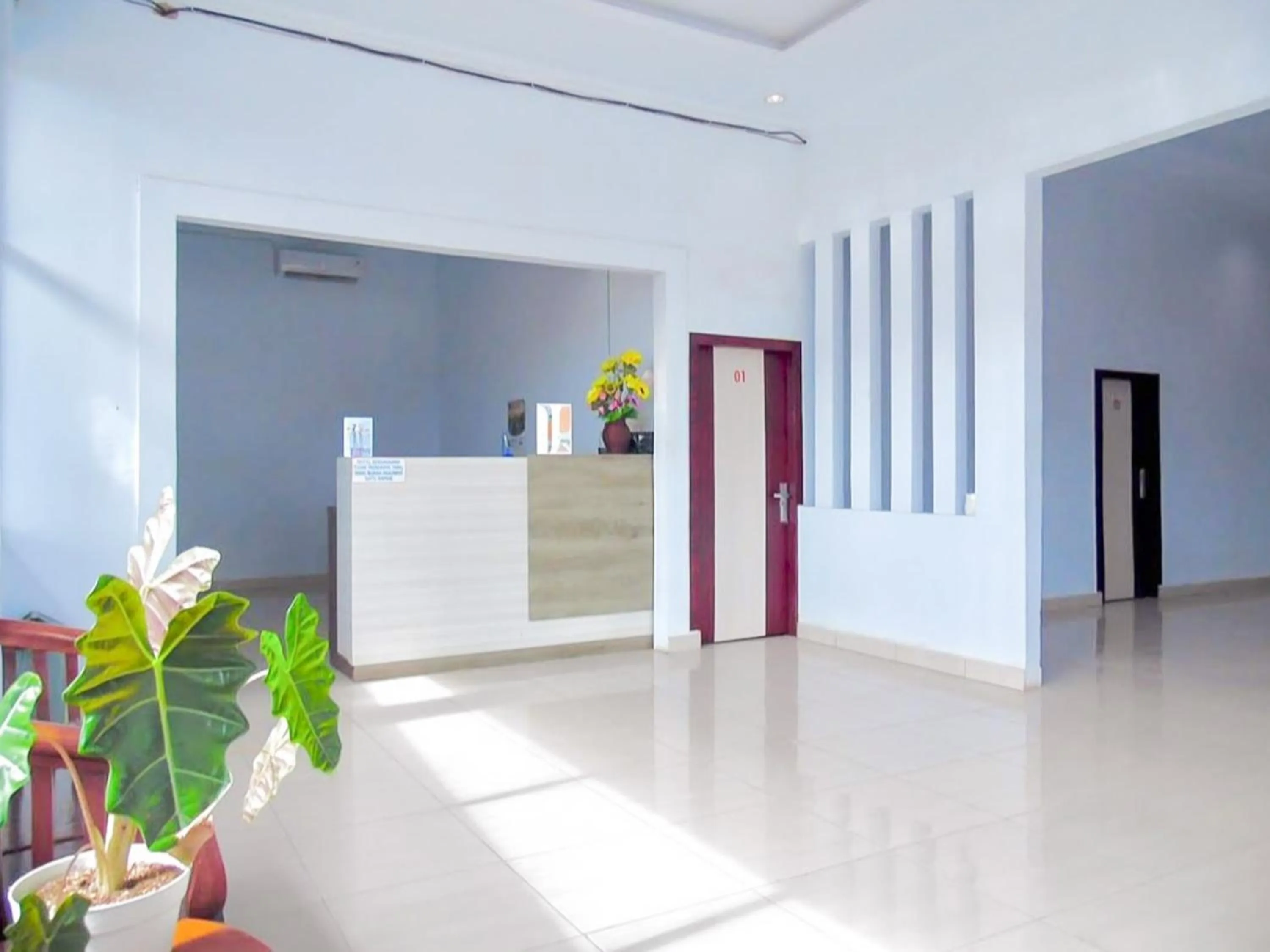 Lobby or reception in Reddoorz @ Hotel Bersaudara Bungo
