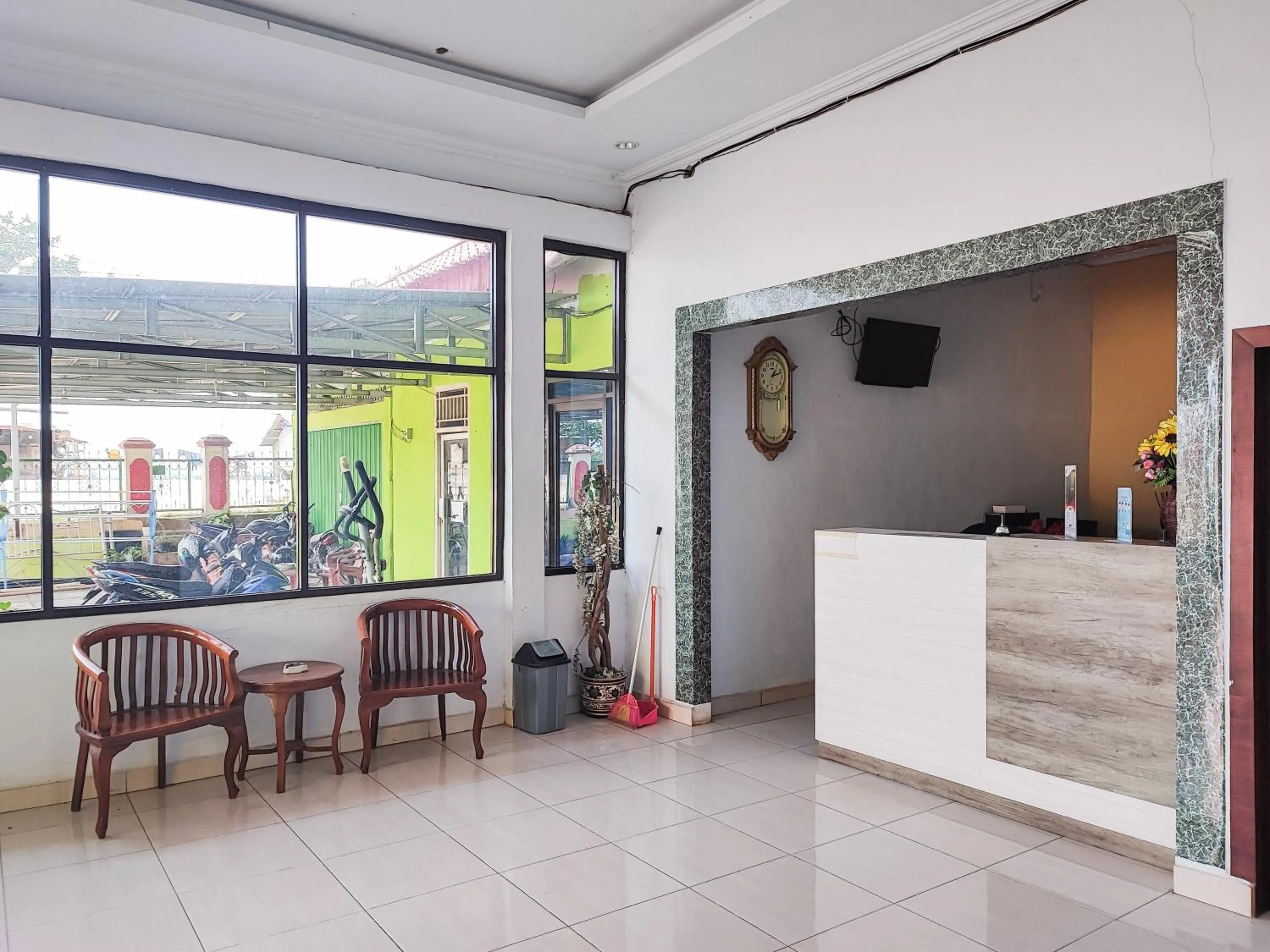 Lobby or reception in Reddoorz @ Hotel Bersaudara Bungo